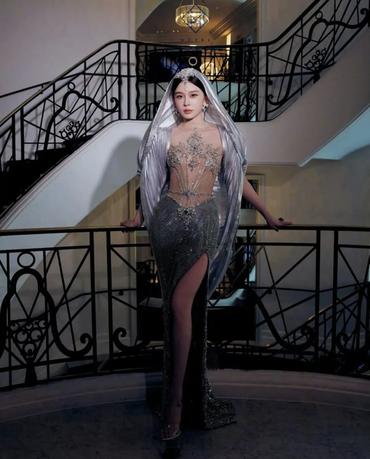 'จ้าวอิงจื่อ' นักแสดงจีน ถูกเชิญออกจากพรมแดงคานส์ 2025 หลังละเมิดกฎสุดเข้มงวด