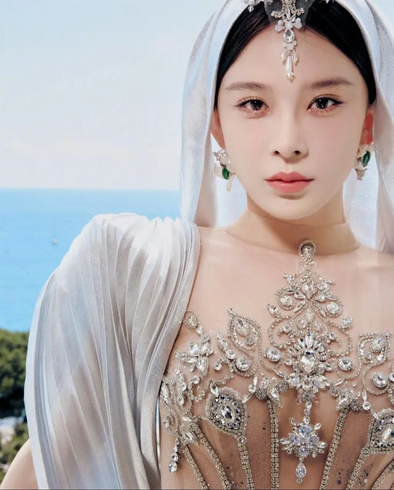 'จ้าวอิงจื่อ' นักแสดงจีน ถูกเชิญออกจากพรมแดงคานส์ 2025 หลังละเมิดกฎสุดเข้มงวด