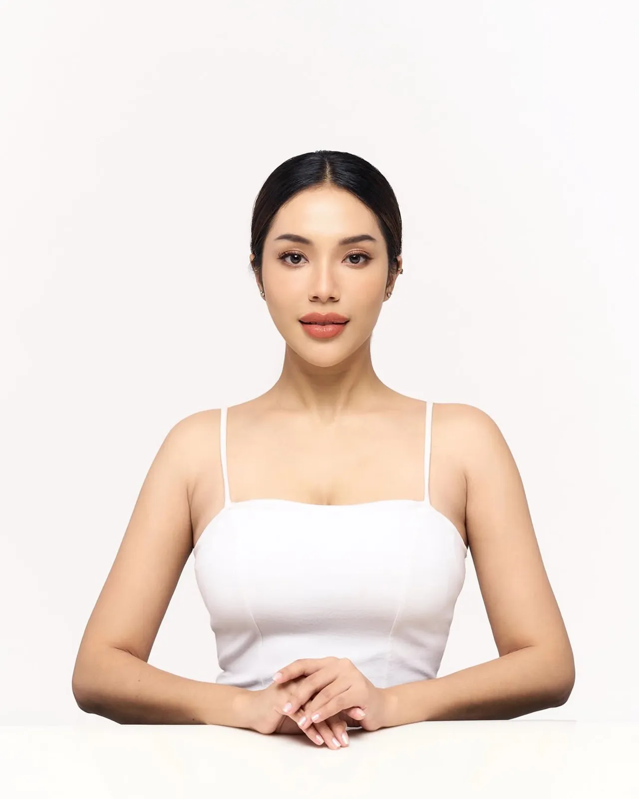 ปาแชตหลักฐาน มายด์ พัชรบุษย์ บอกแล้วคนในภาพเป็นใคร แต่ชาวเน็ตยังไม่ปักใจเชื่อ