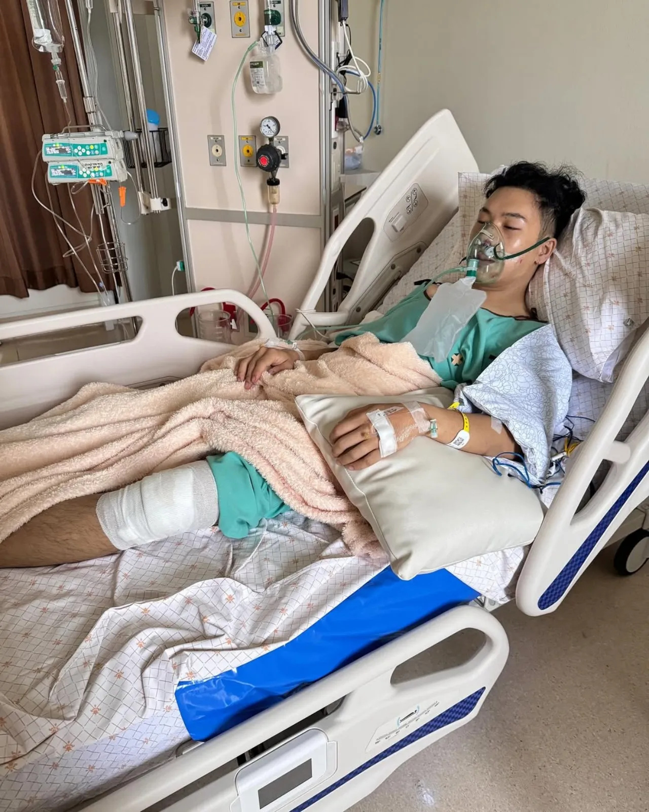 เผยภาพ ตั้ม วราวุธ ตอนประสบอุบัติเหตุ ตุ๊กกี้ เผยรายชื่อห้ามเยี่ยม