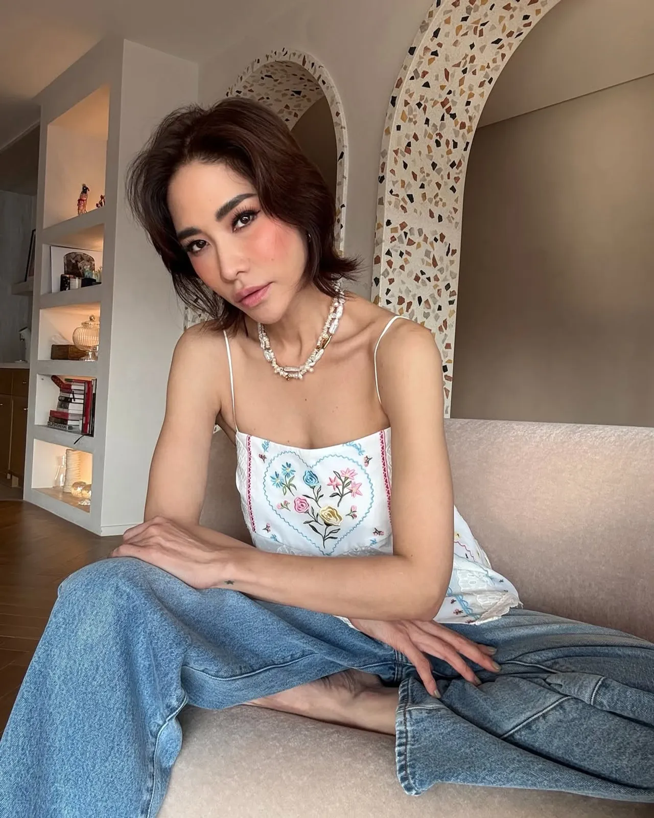 ดีเจดาด้า พูดปม พลอย เฌอมาลย์ ฟาด โต้ง ทุกรูปมีความหมาย ช็อกเกี่ยวกับคนใกล้ตัว