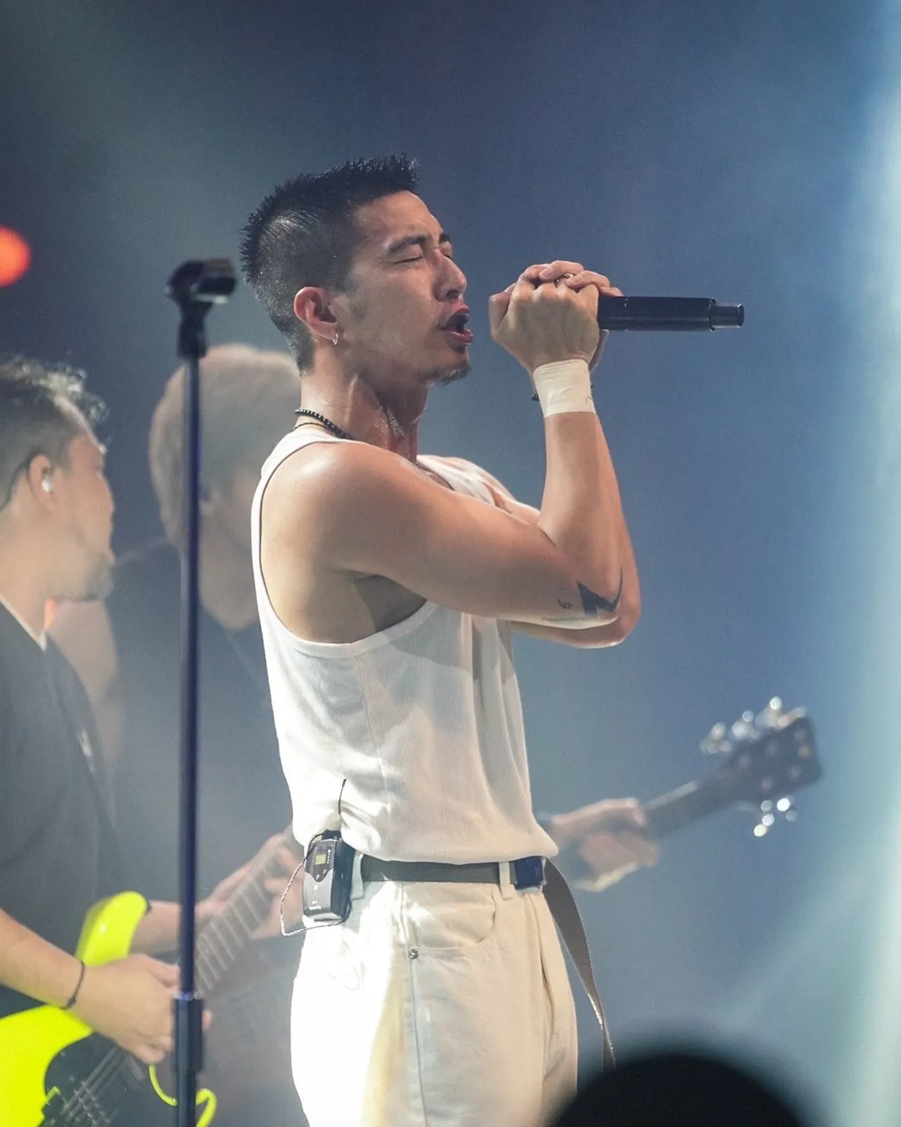 โตโน่ ภาคิน พูดกลางงานคอนเสิร์ต จะกลับไปง้อ ณิชา ขอกำลังใจด้วย (คลิป)