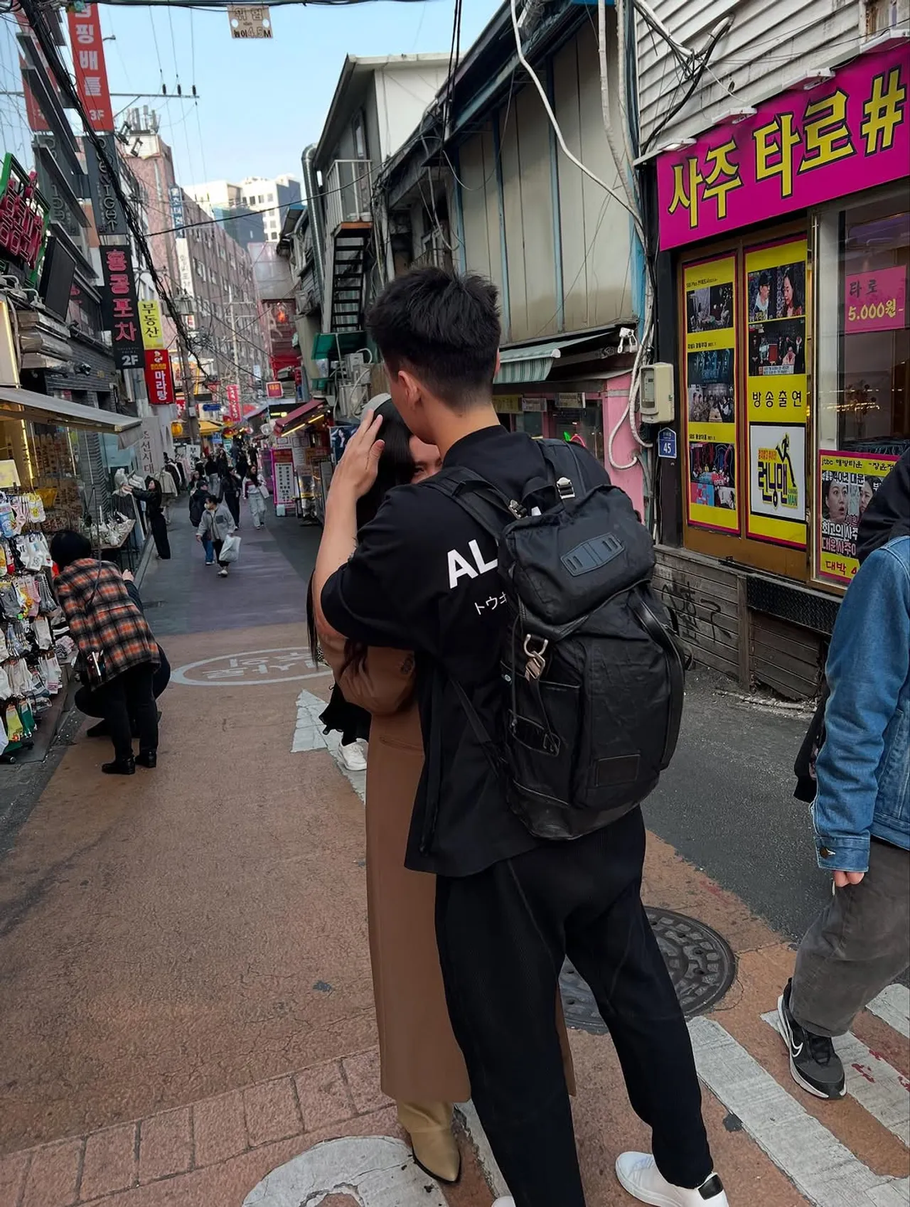 เบลล่า ราณี สาดโมเมนต์หวาน วิล ชวิณ จนโดนแซวนี่สงกรานต์หรือวาเลนไทน์