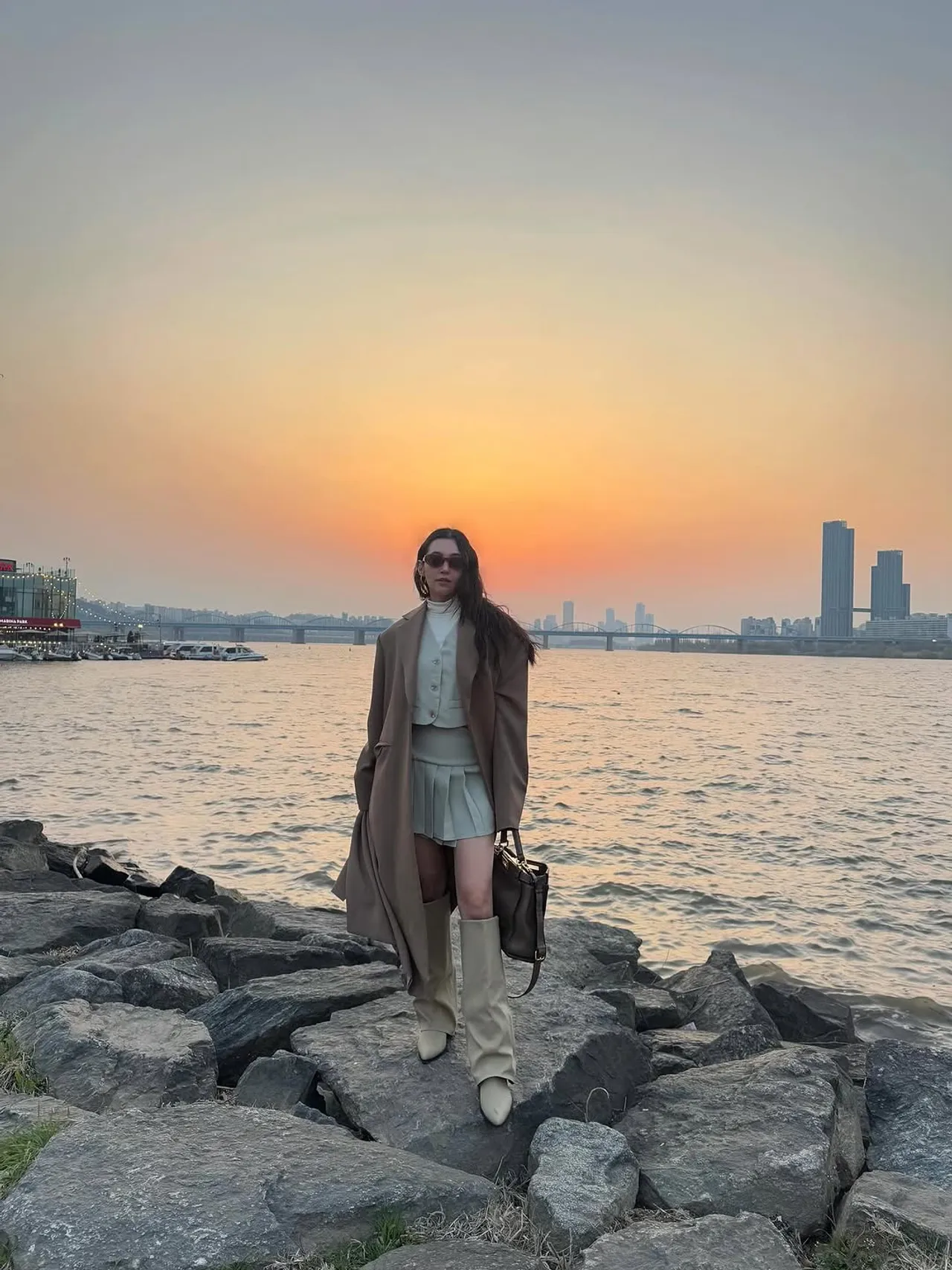 เบลล่า ราณี สาดโมเมนต์หวาน วิล ชวิณ จนโดนแซวนี่สงกรานต์หรือวาเลนไทน์