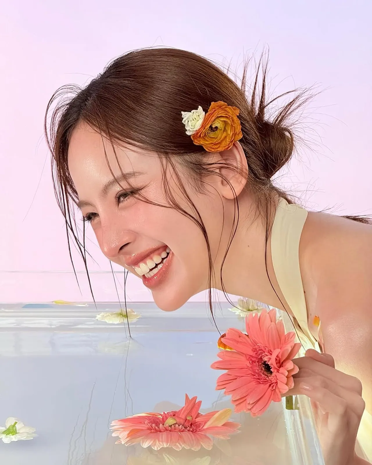 ณิชา โพสต์ภาพแจกรอยยิ้มสดใส แฟนคลับส่งกำลังใจ ผู้หญิงคนนี้สวยสตรองมาก