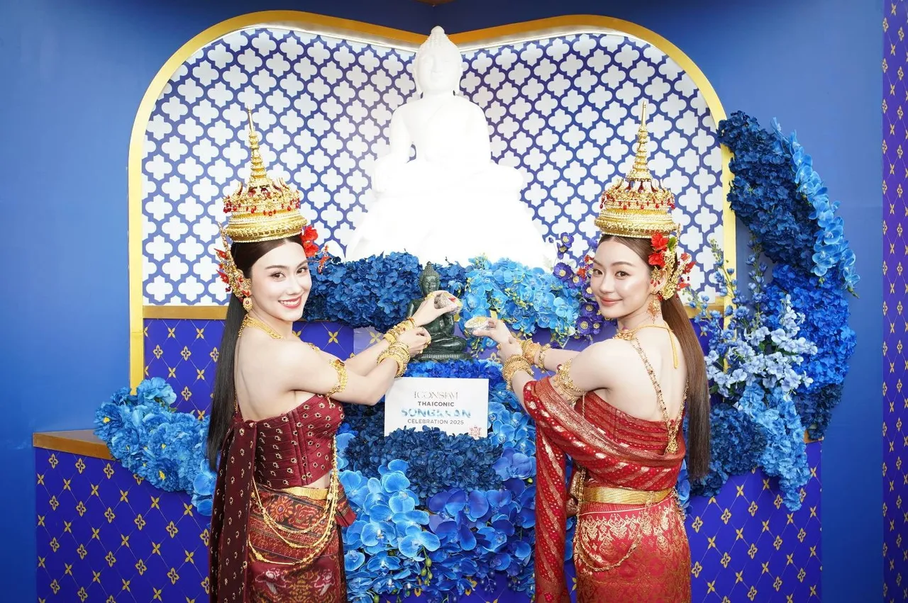 ลีน่า-หมิว จับคู่สวยหวาน แปลงโฉมเป็นนางสงกรานต์ สืบสานวัฒนธรรมประเพณีไทย