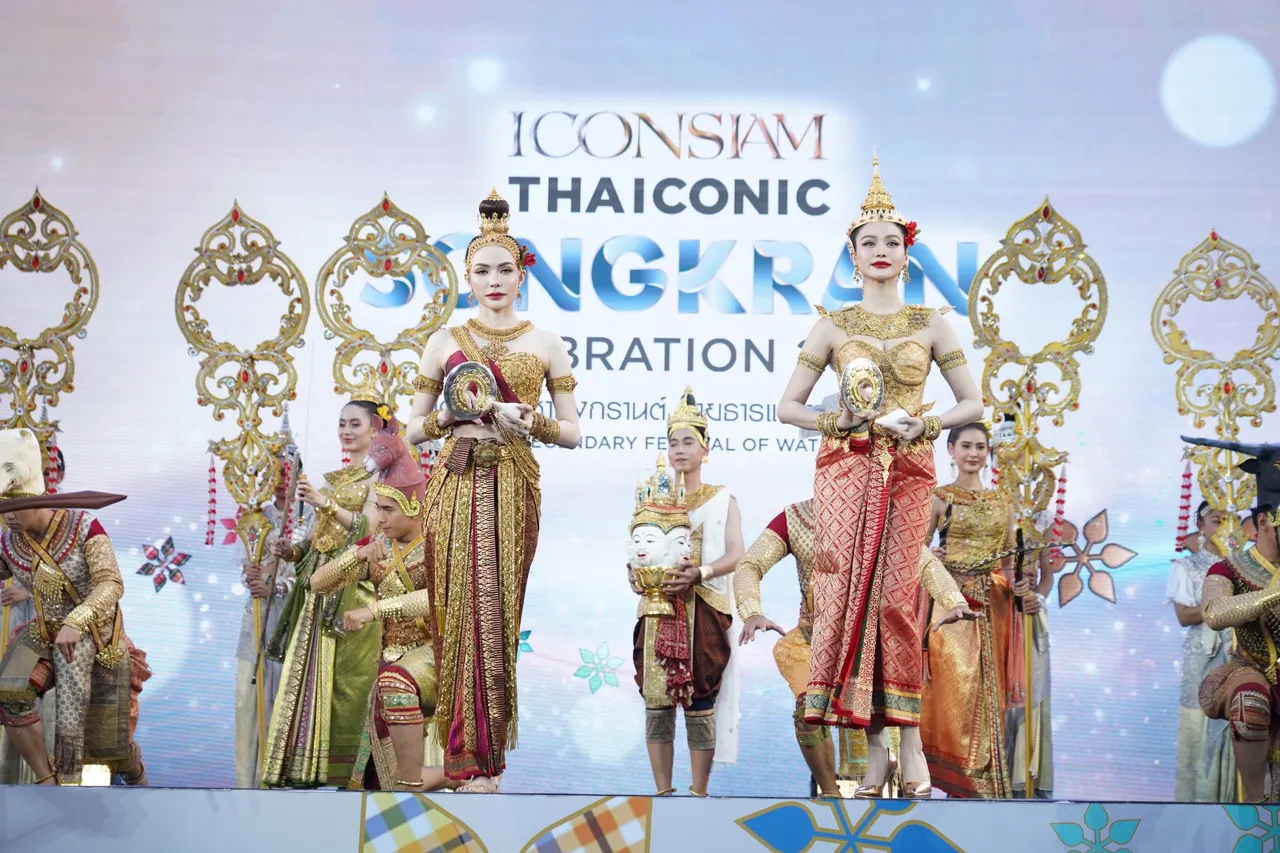 อิงฟ้า–ชาล็อต เจิดจรัสนางสงกรานต์สะกดทุกสายตา แฟนคลับตามส่งกำลังใจล้นหลาม