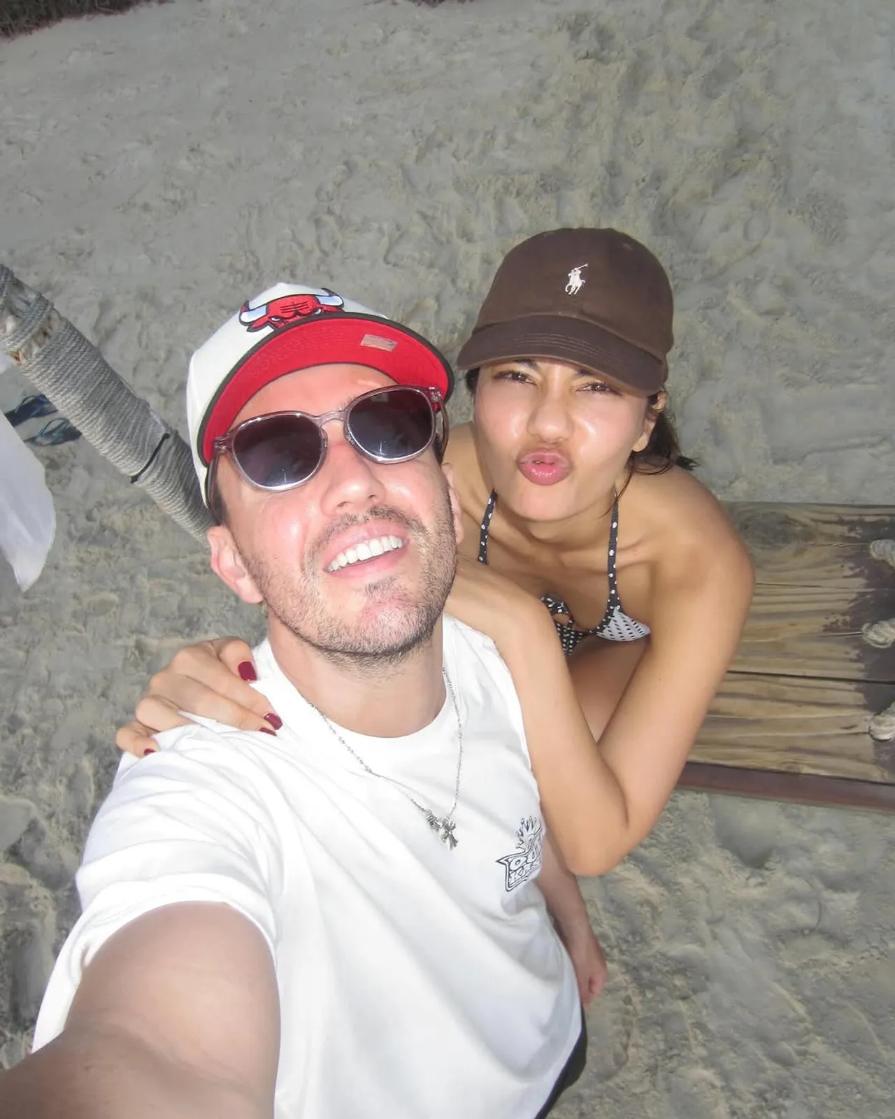 น้ำตาล ชลิตา ควงแฟนหนุ่มฝรั่งเที่ยวทะเล ทริปนี้ทั้งหวานทั้งแซ่บ