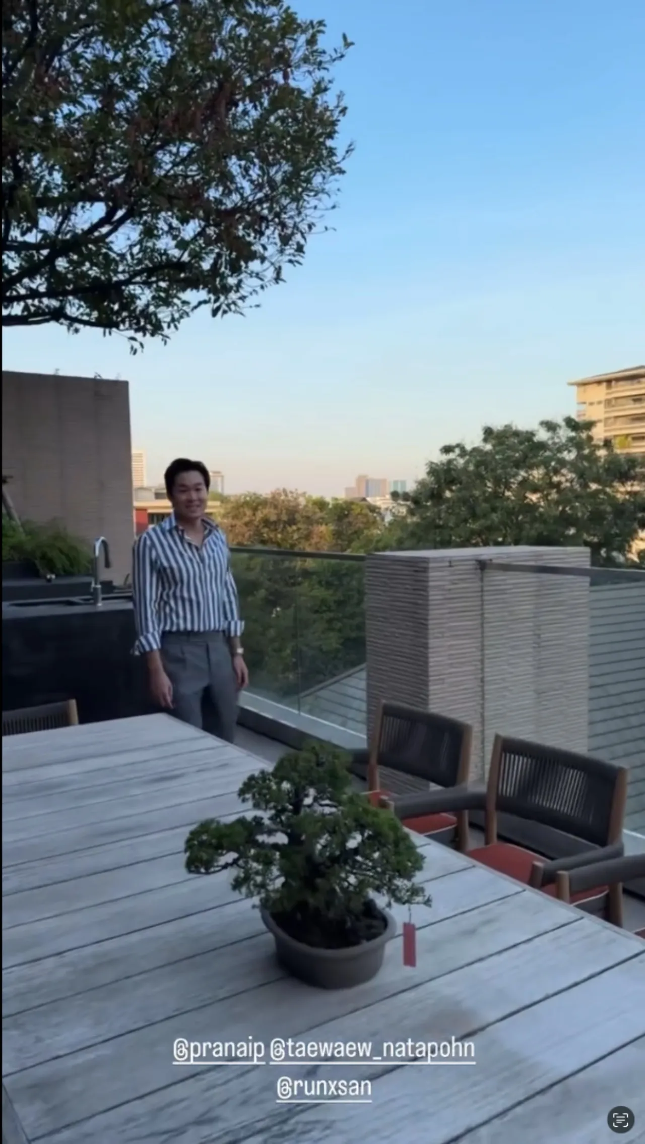 ส่องเรือนหอ แต้ว ณฐพร เผยมุมริมระเบียงสุดหรู ตกแต่งสวยงามอลังการมาก