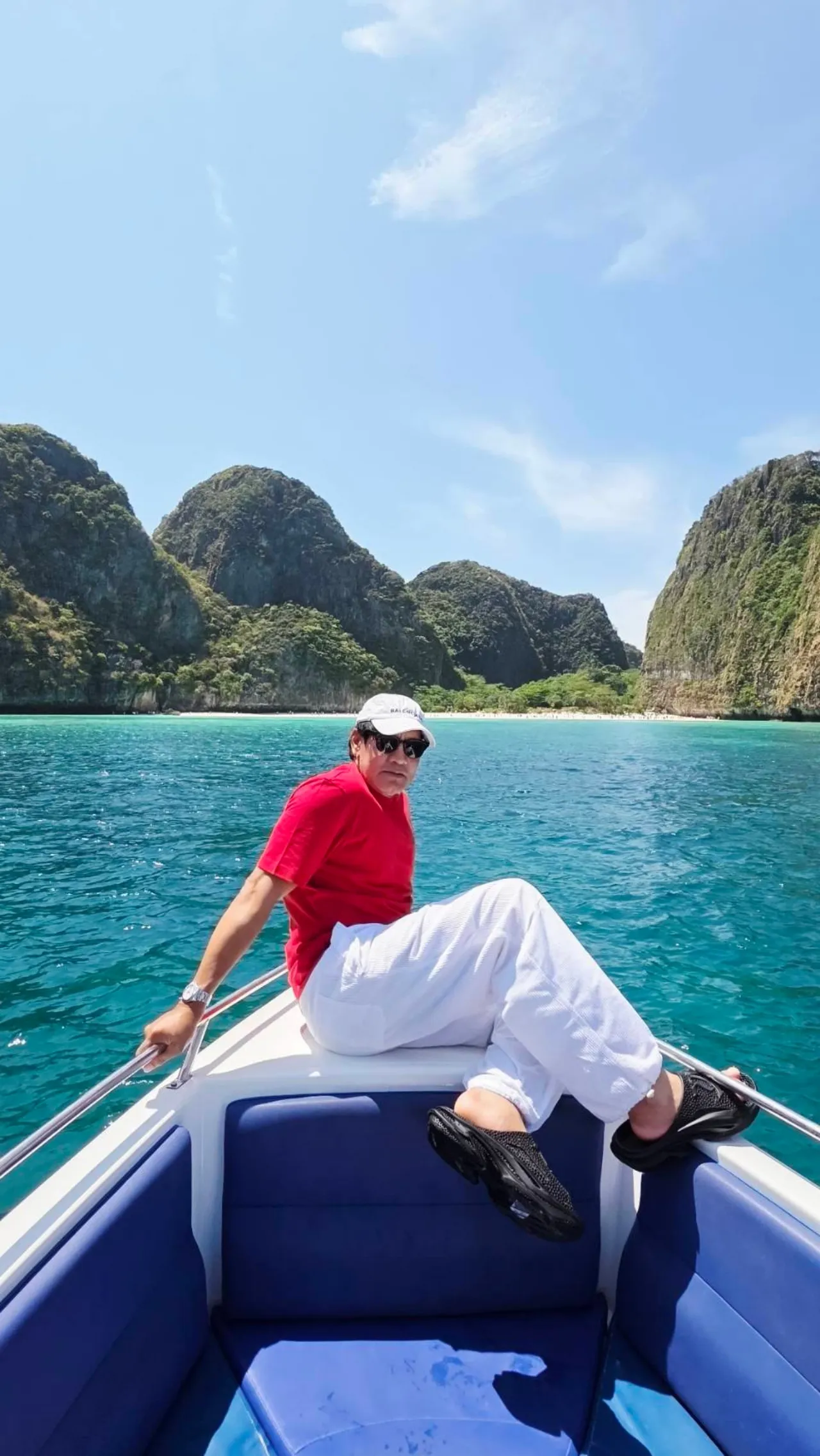 ภาพน่ารัก ไทด์ เอกพันธ์ ขอพักจากภารกิจช่วยเหลือ ลาพักร้อนพาลูกสาวเที่ยวทะเล