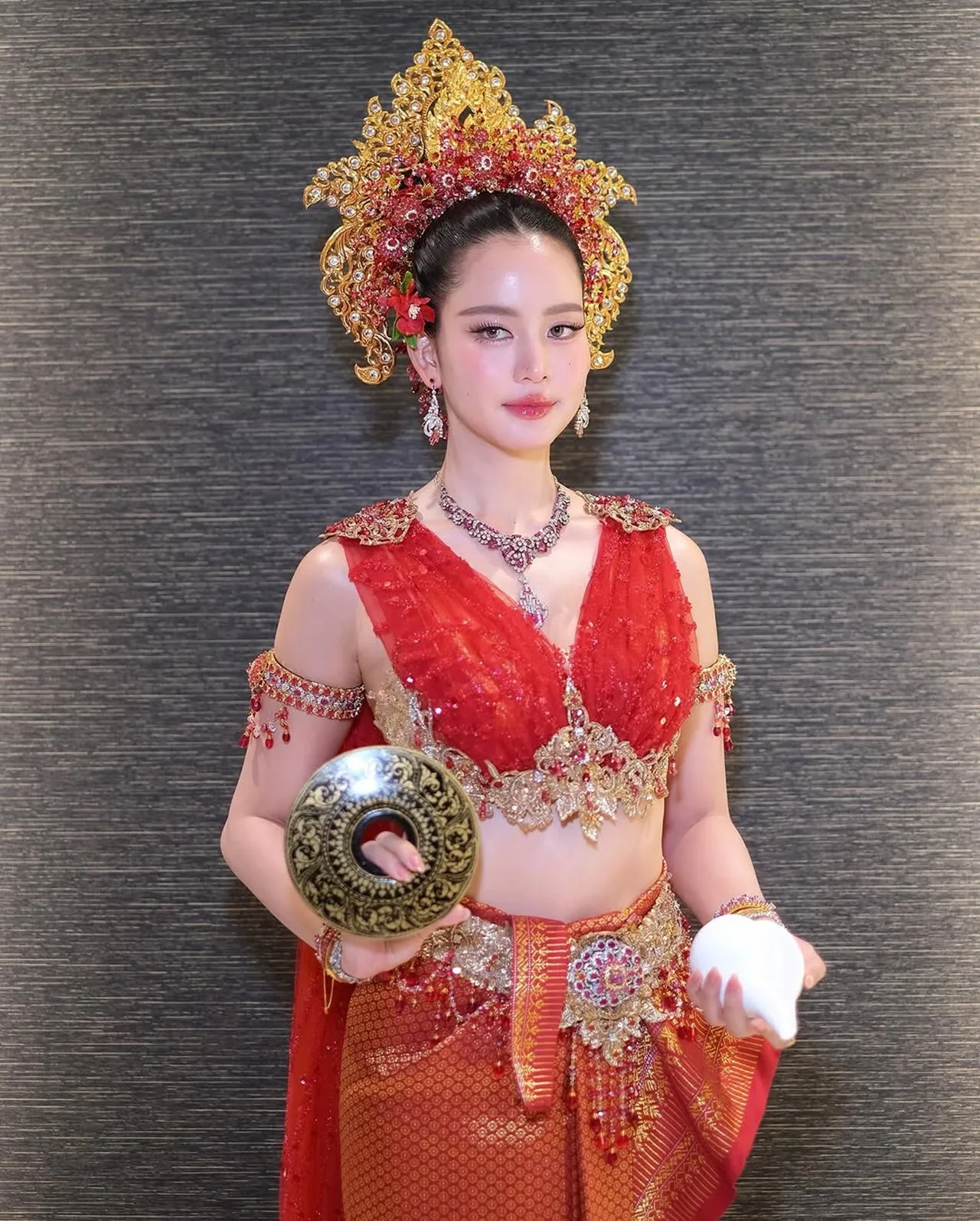 โบว์ เมลดา กลัวคนไม่รู้เป็นแฟน อาเล็ก ธีรเดช จุ๊บแก้มกันมองเป็นเรื่องปกติ