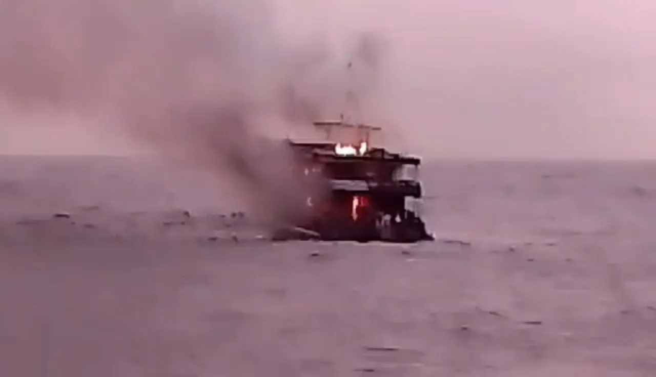 ไฟไหม้ระทึก