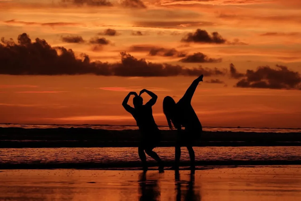 กว่าจะมีวันนี้ โตโน่-ณิชา ความรักที่ไม่หวือหวา จุดเริ่มต้นไม่ใช่การจีบ