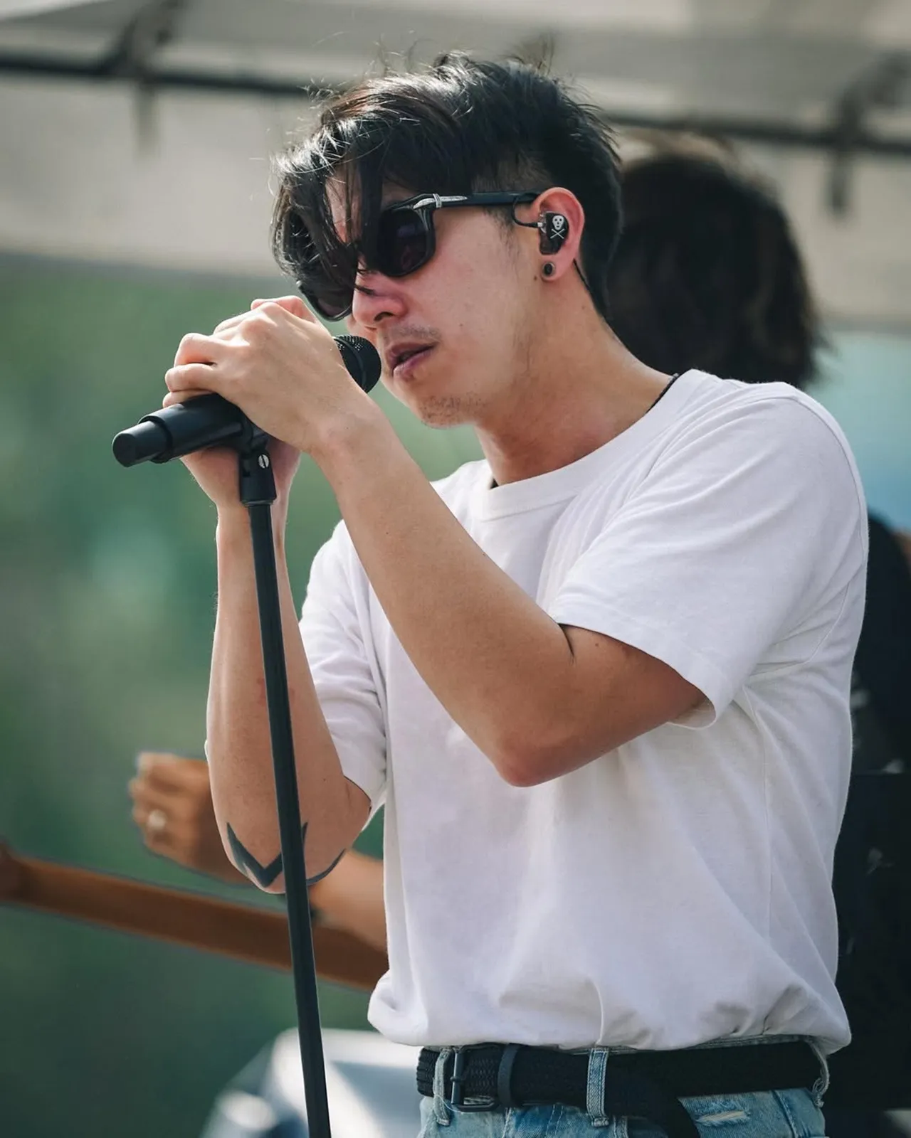 เปิดประวัติ โตโน่ ภาคิน เคยติดหนี้ 20 ล้าน ไม่ยอมแพ้โชคชะตาพยายามจนได้เป็นนักร้อง