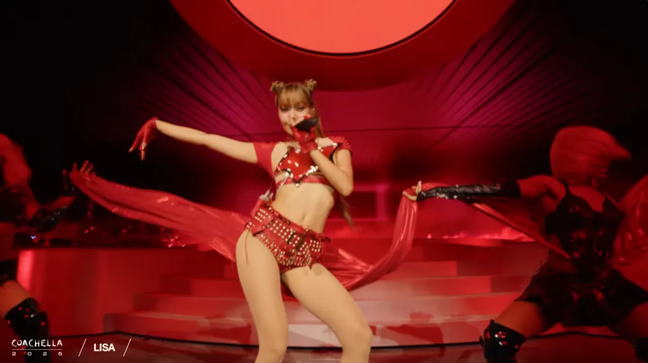 เสียงเชียร์กระหึ่ม!! ลิซ่า โชว์เดี่ยวครั้งแรกเวที Coachella 2025 เพอร์ฟอร์แมนซ์สุดจึ้ง
