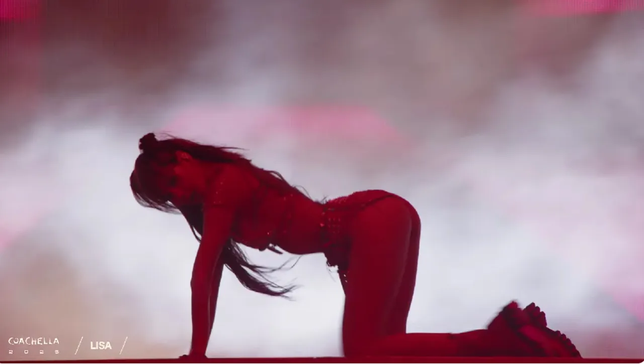 เสียงเชียร์กระหึ่ม!! ลิซ่า โชว์เดี่ยวครั้งแรกเวที Coachella 2025 เพอร์ฟอร์แมนซ์สุดจึ้ง