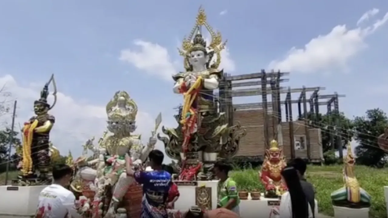 รวมไว้ให้ "เลขเด็ดงวดนี้" จาก "ท้าวเวสสุวรรณ" อย่าลืมส่องลุ้นโชค 2/5/68