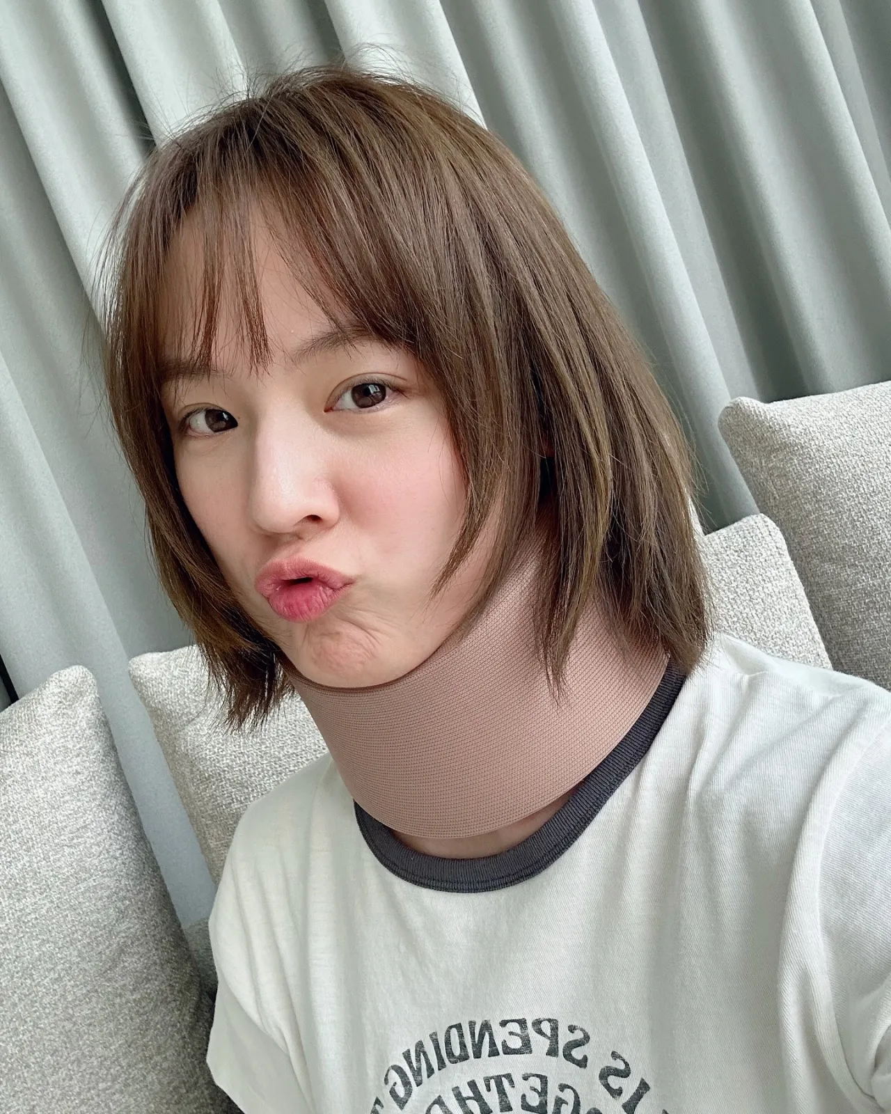 แพทตี้ ใส่เฝือกที่คอ คนเป็นห่วงเกิดอะไรขึ้น ก่อนเผยสาเหตุอุ้มลูกจนคออักเสบ