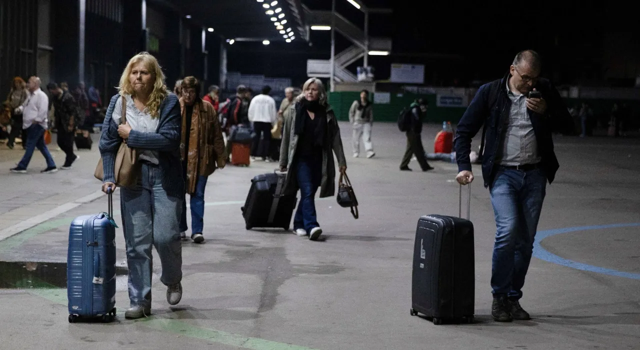 สเปน-โปรตุเกสไฟฟ้าดับ จนต้องประกาศภาวะฉุกเฉิน ล่าสุดกู้กลับมาได้แล้วบางส่วน