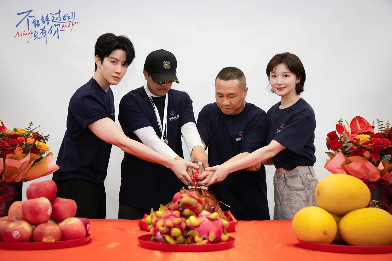 ไมค์ พิรัชต์ เขย่าบัลลังก์ ประเดิมพระเอกหนังจีนครั้งแรก ใน Nobody But You