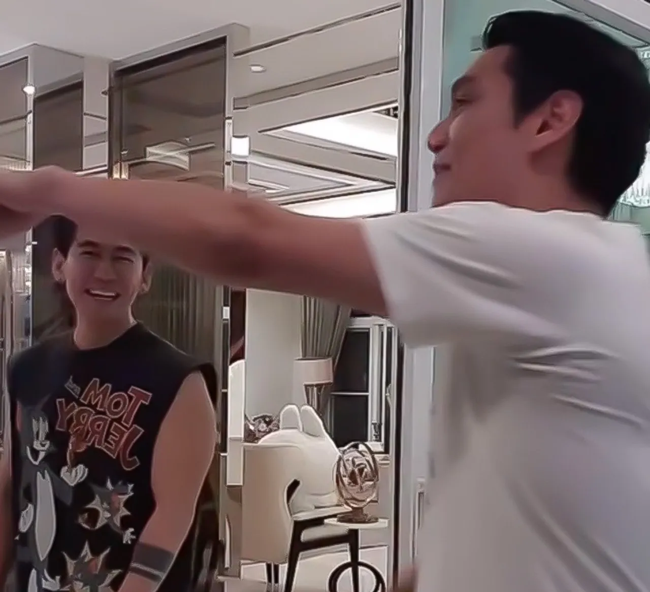 เปิดโมเมนต์ นิวเคลียร์-บ๊อบบี้ มาเจอ เพชรจ้า-เนปจูน ชาวเน็ตชมครอบครัวนี้น่ารักมาก