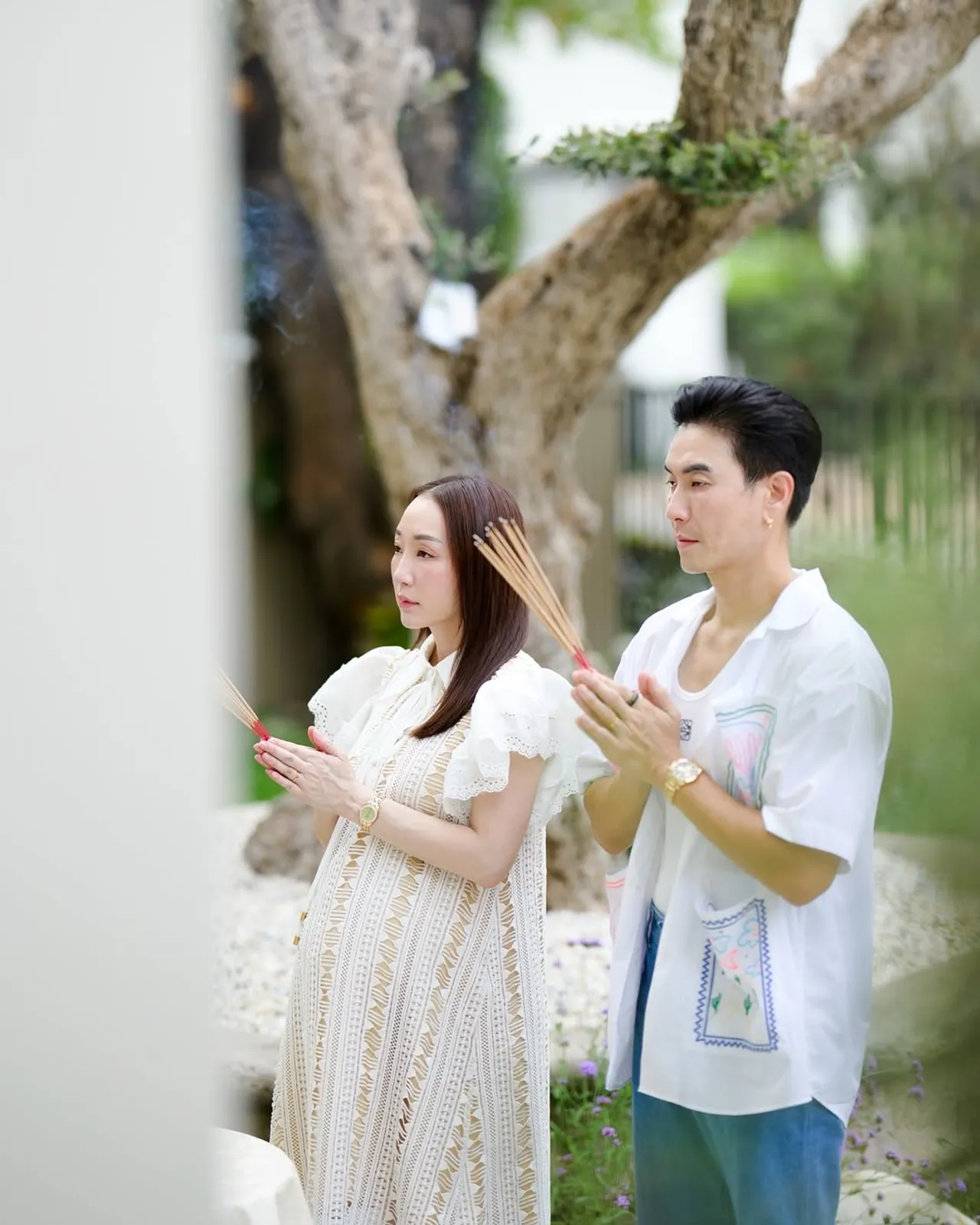 ตู่-มาวิน ทำบุญขึ้นบ้านใหม่ที่สร้างจากน้ำพักน้ำแรงเพื่อต้อนรับลูกสาวสุดที่รัก