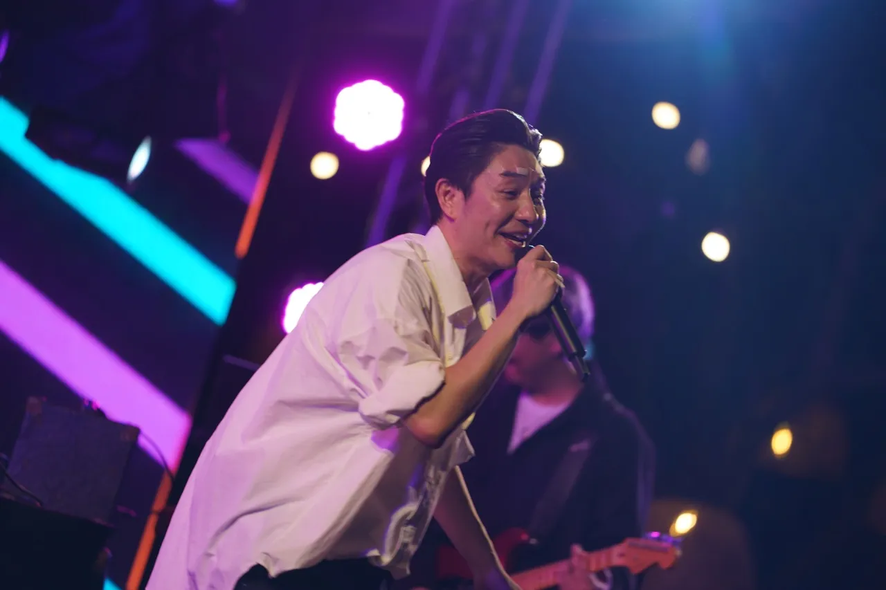 บุรินทร์-ลิเดี-บอย พีซเมคเกอร์ ขึ้นคอนเสิร์ต Melody by the Sea ท่ามกลางบรรยากาศริมทะเล