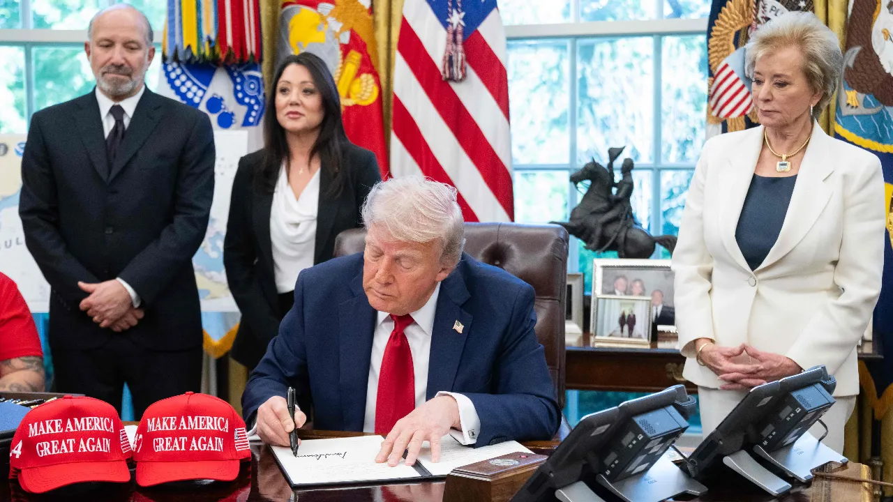 100 วันแรกของ "ทรัมป์ เทอมสอง" สะเทือนทั้งเศรษฐกิจ การเมือง และนโยบายโลก