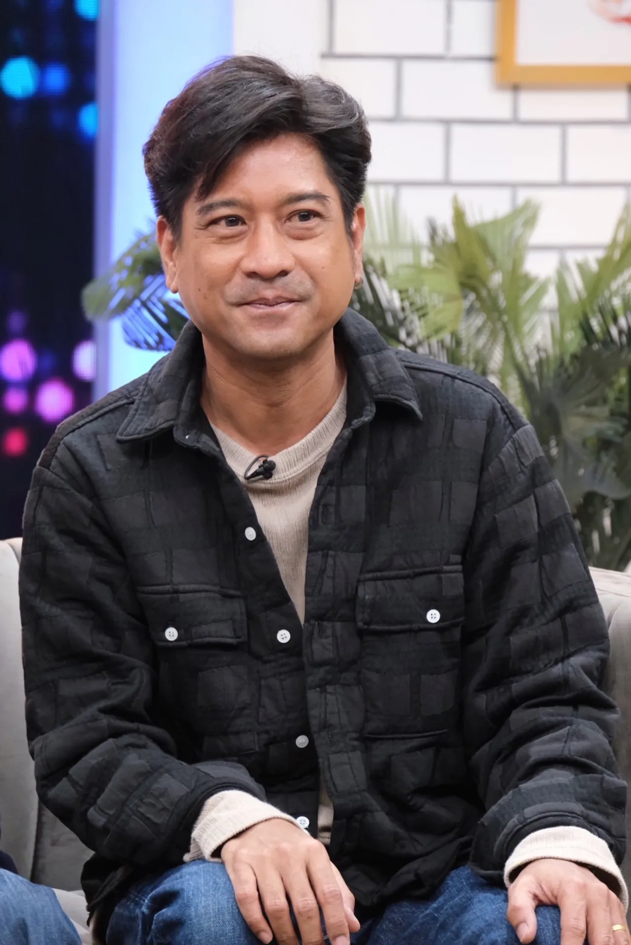 หนุ่ม อรรถพร ควง ฝ้าย เปิดใจวิกฤตขาลง ทำละครมีหนี้เป็น 10 ล้าน แพลนย้ายประเทศ