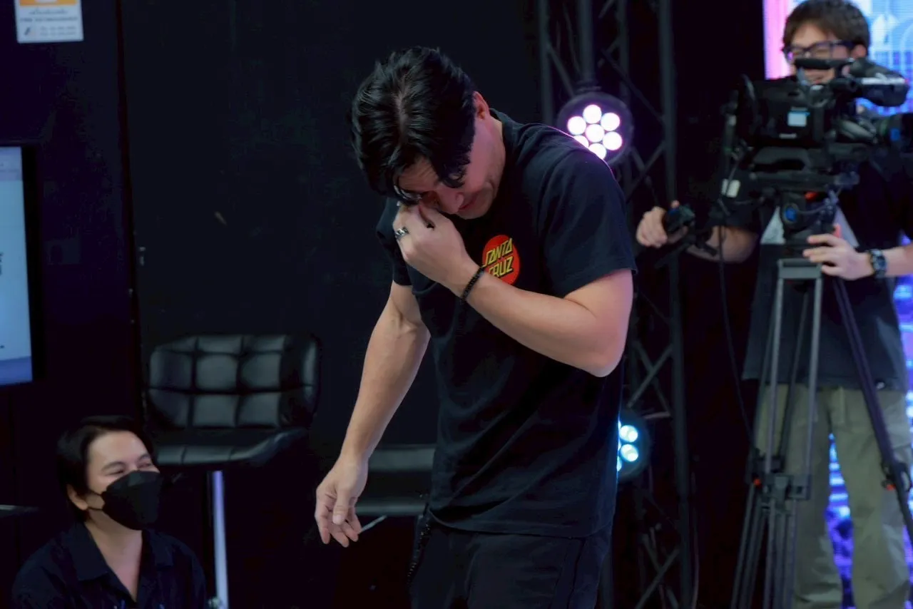 ตั๊ก บริบูรณ์ กลั้นน้ำตาไม่อยู่ถึงกับปล่อยโฮ คิดปิดบริษัทเพราะสูญเสีย โรเบิร์ต-น้าค่อม