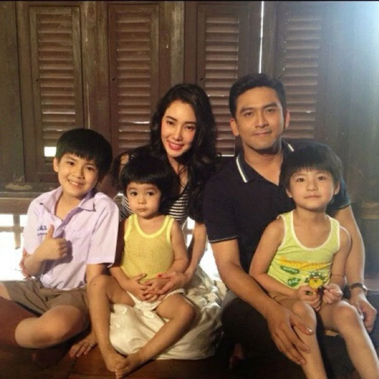 น้องเมลิค วันเฉลิมลูกแม่ลำยอง โตแล้วหล่อมาก หอบดอกไม้ยินดี นุ่น วรนุช