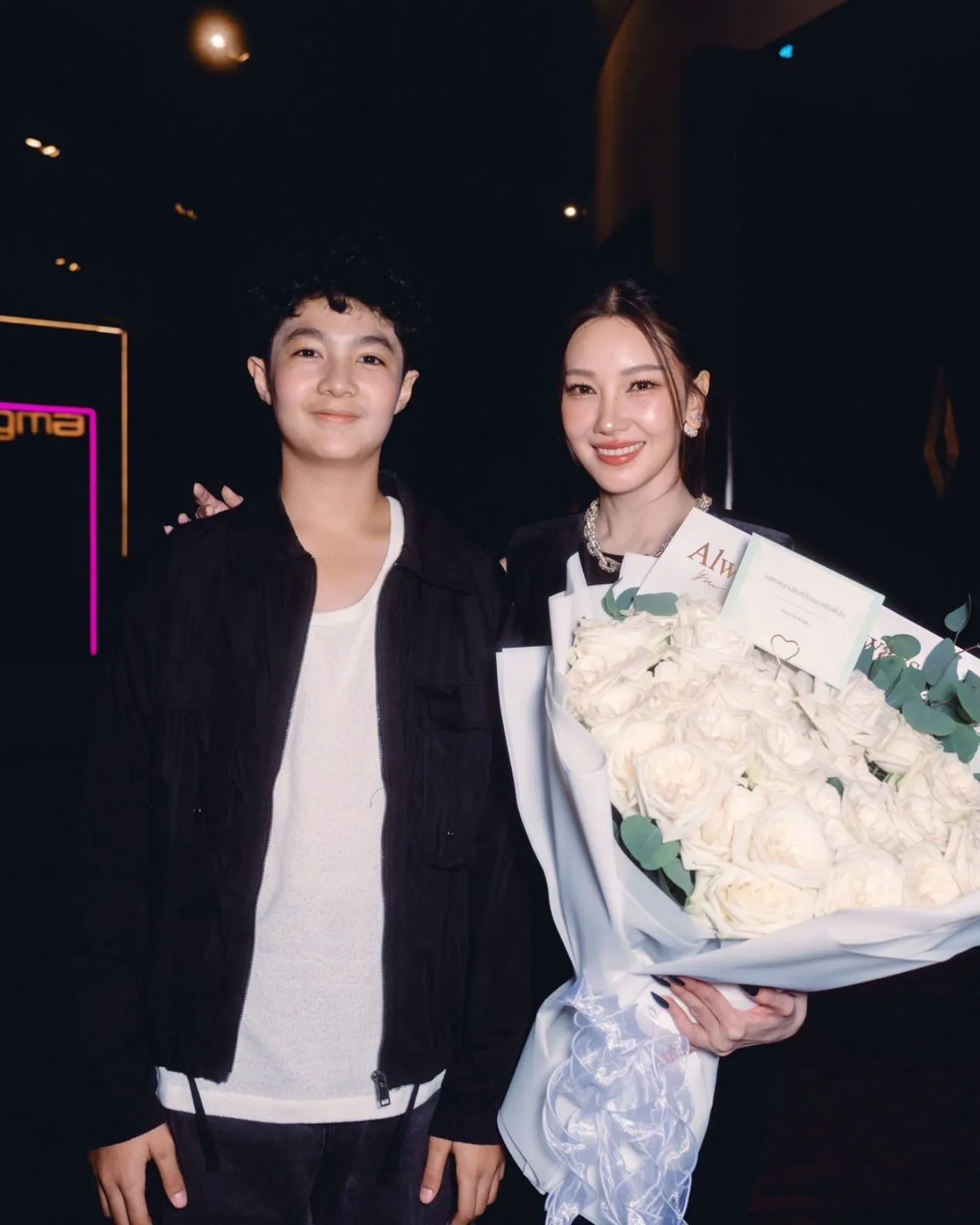 น้องเมลิค วันเฉลิมลูกแม่ลำยอง โตแล้วหล่อมาก หอบดอกไม้ยินดี นุ่น วรนุช