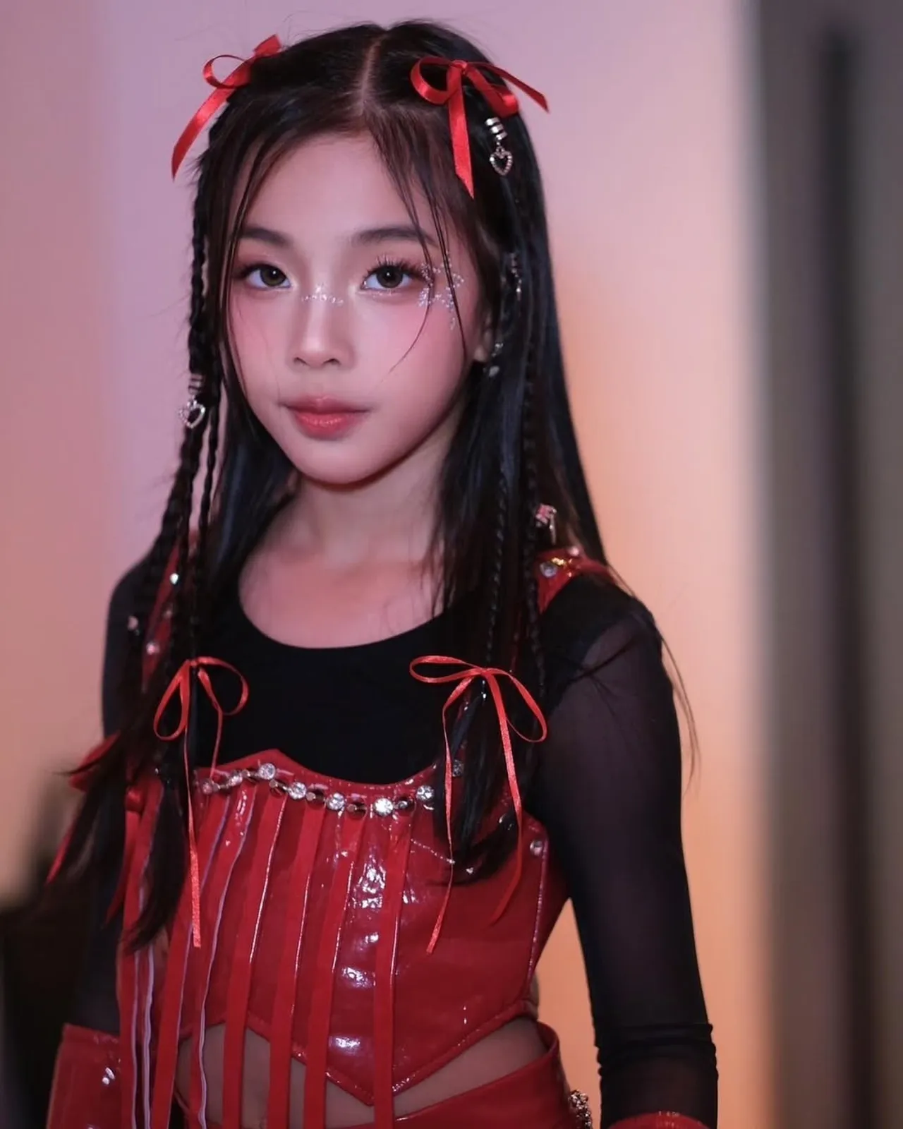 เปิดภาพ น้องเป่าเปา ลูกสาว กุ๊บกิ๊บ-บี้ เข้า รร.ฝึกไอดอล สวยออร่าน่ารักมาก