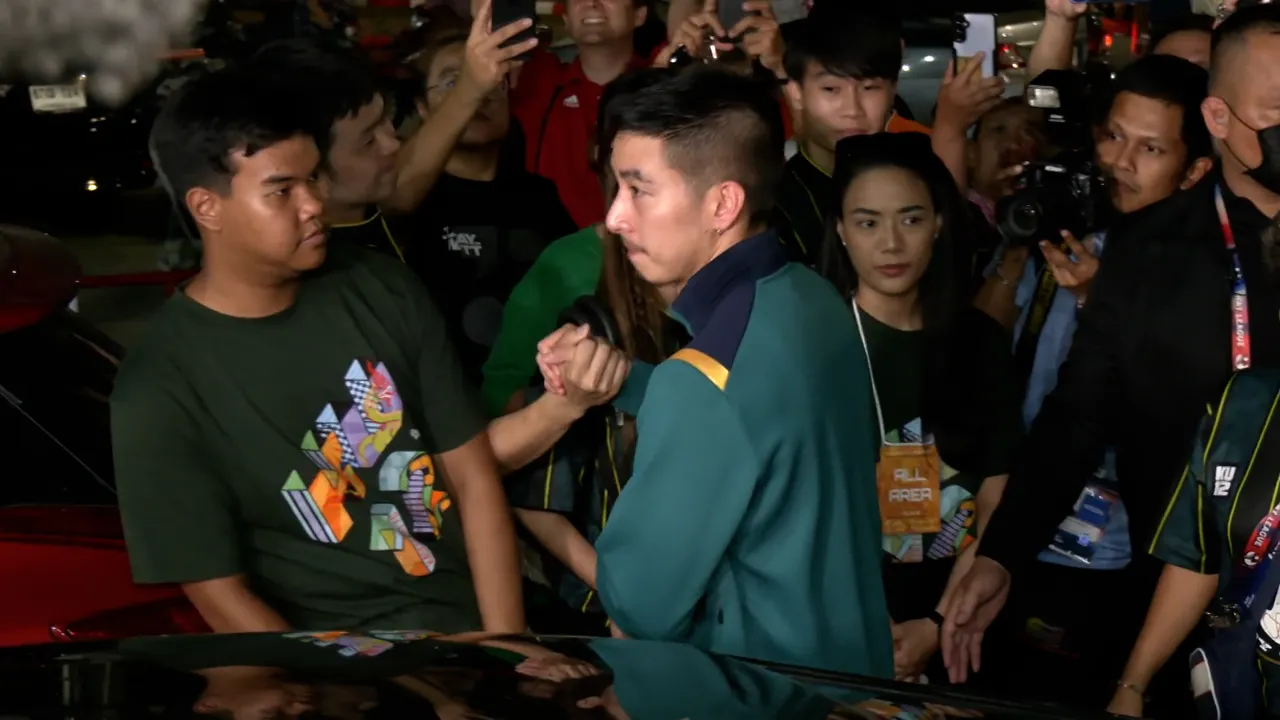 โตโน่ ภาคิน ลงแข่งฟุตบอล-เจอสื่อครั้งแรกหลังมีดราม่า ขอบคุณทุกกำลังใจ (คลิป)