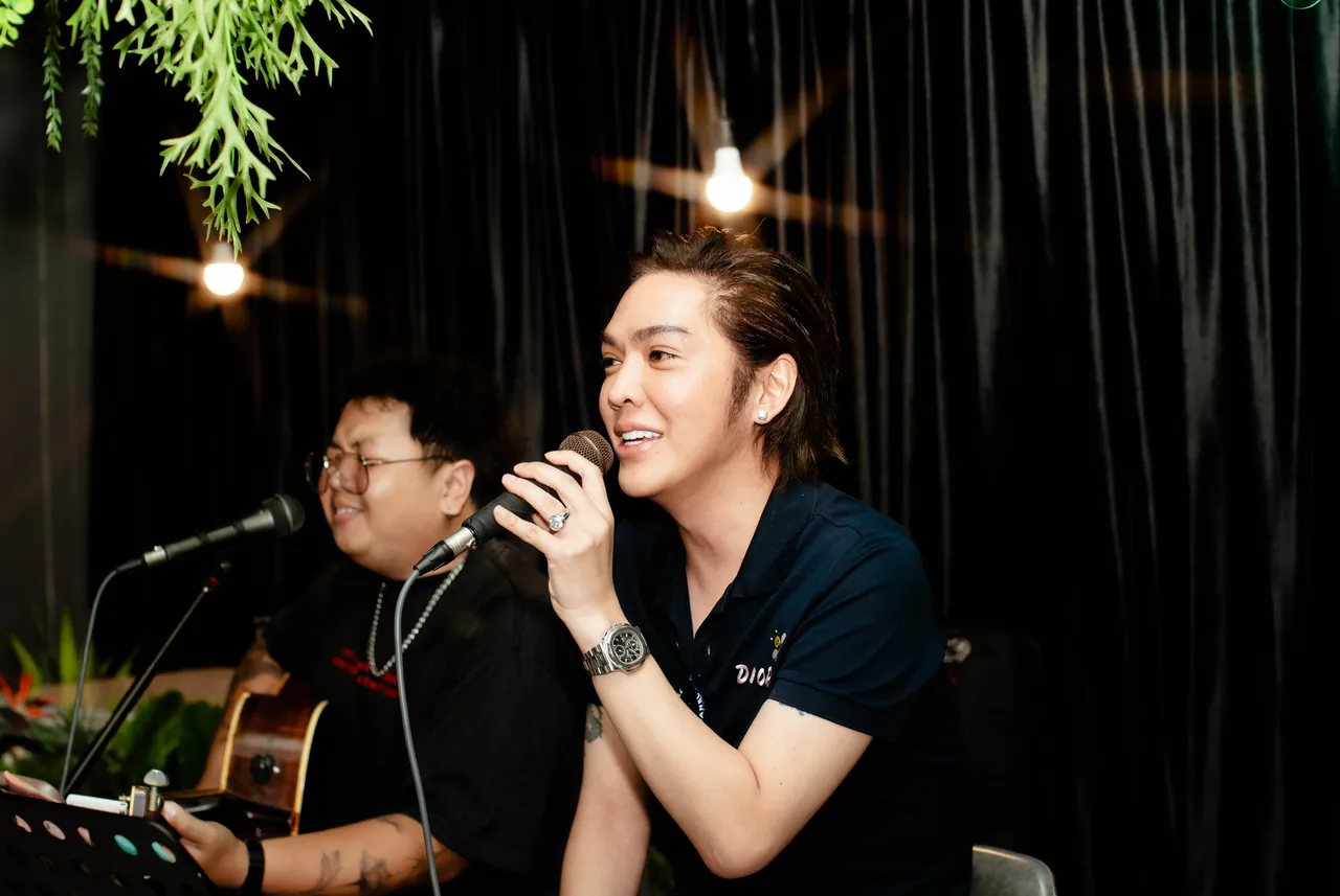 จากปากแม่นาย ดัง พันกร ขอนัดเจอตากล้องนอกรอบ เพื่อมอบรางวัล รีบแสดงตัวด่วน