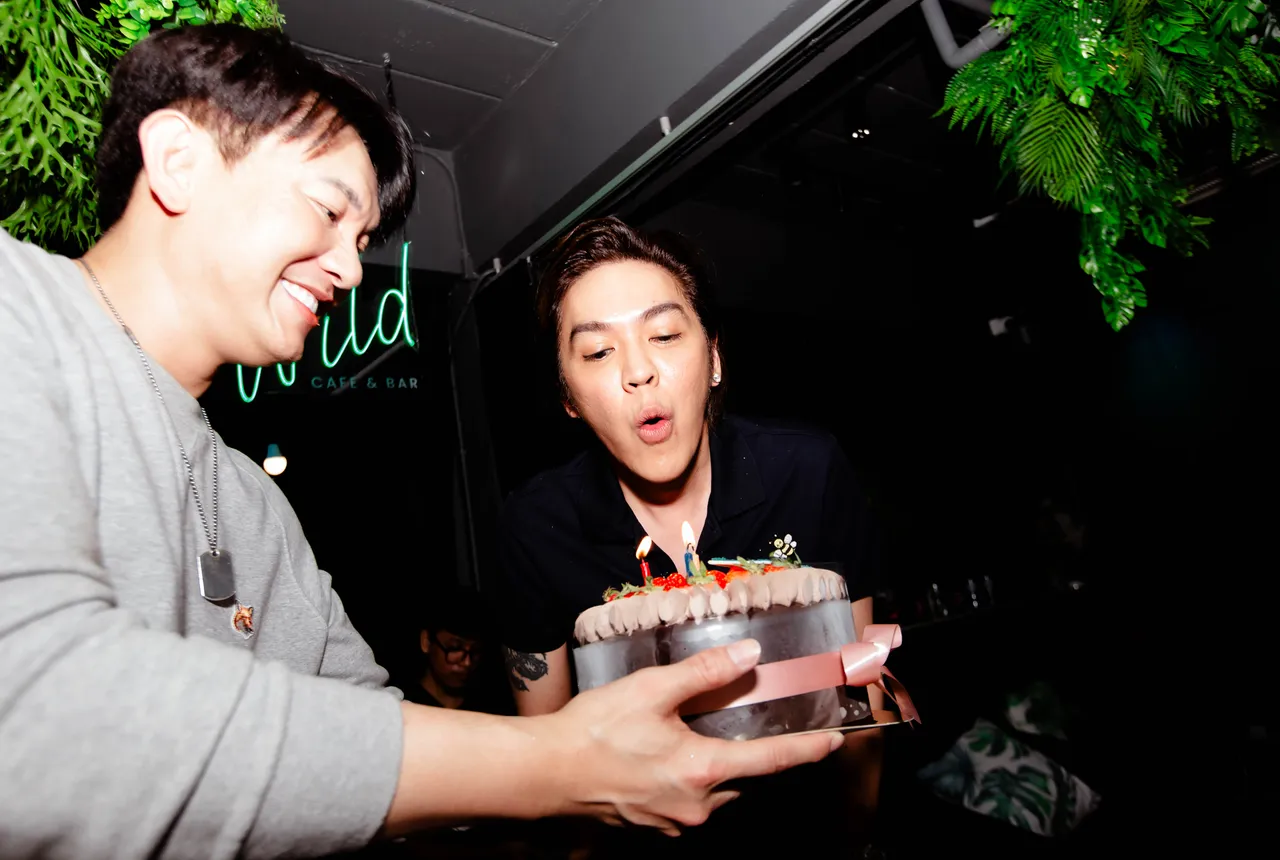 จากปากแม่นาย ดัง พันกร ขอนัดเจอตากล้องนอกรอบ เพื่อมอบรางวัล รีบแสดงตัวด่วน