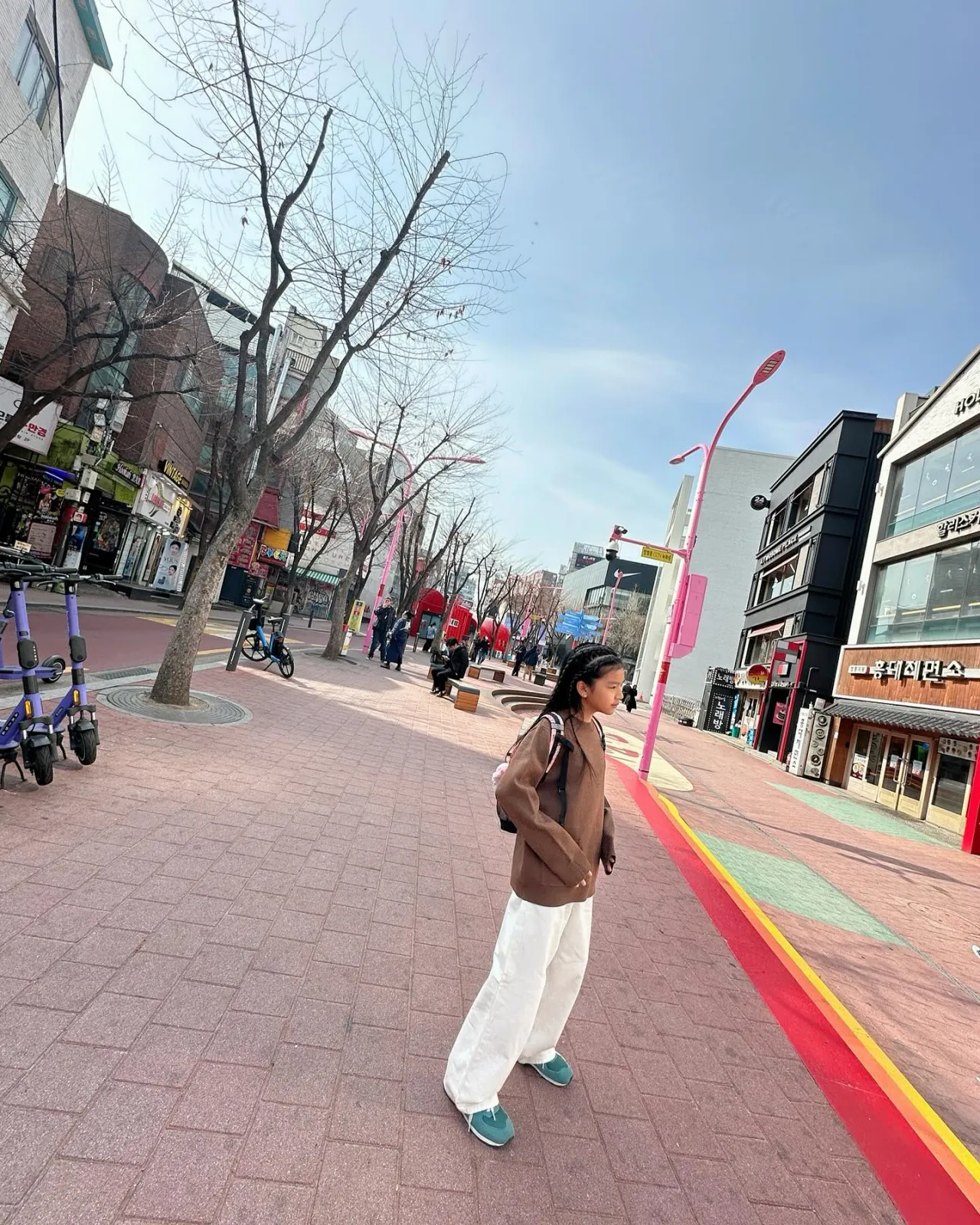 น้องมะลิ ลูกพ่อปอ ทฤษฎี ไปเที่ยวเกาหลีกับ แม่โบว์ แวนดา คนแห่ทักคิดถึงสาวน้อย 3 จุก