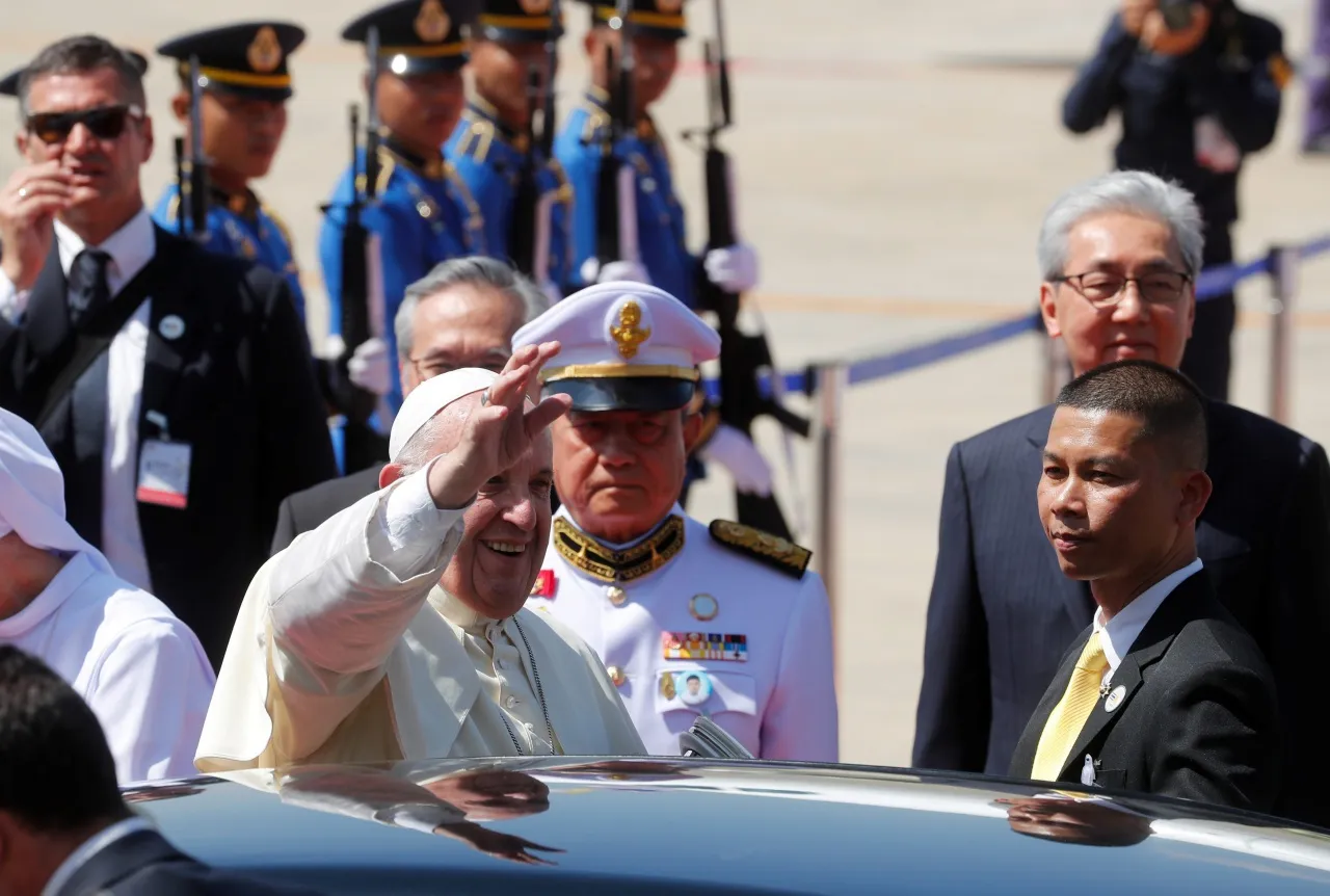ขั้นตอนพระคาร์ดินัลเลือกพระสันตะปาปาองค์ใหม่ พิธีการรำลึกในไทย