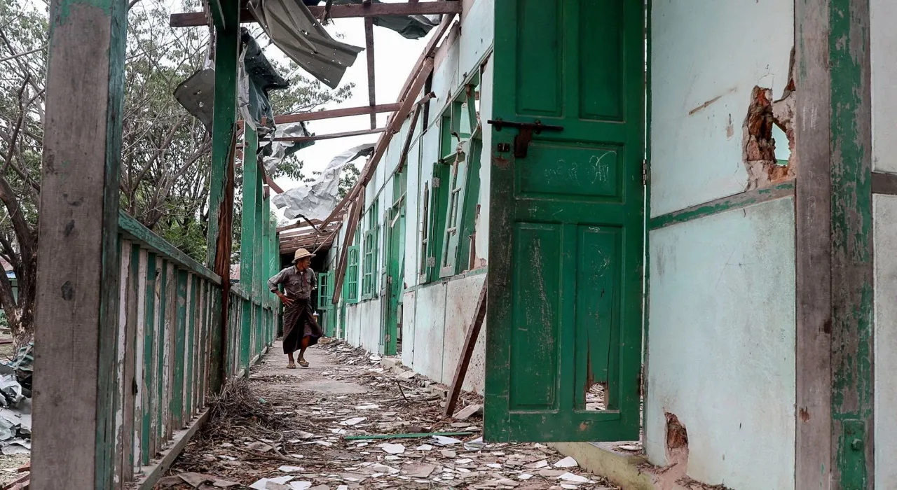 ฝ่ายค้านพม่าชี้ รัฐบาลทหารทิ้งระเบิดโรงเรียน เด็กดับอย่างน้อย 17 ศพ