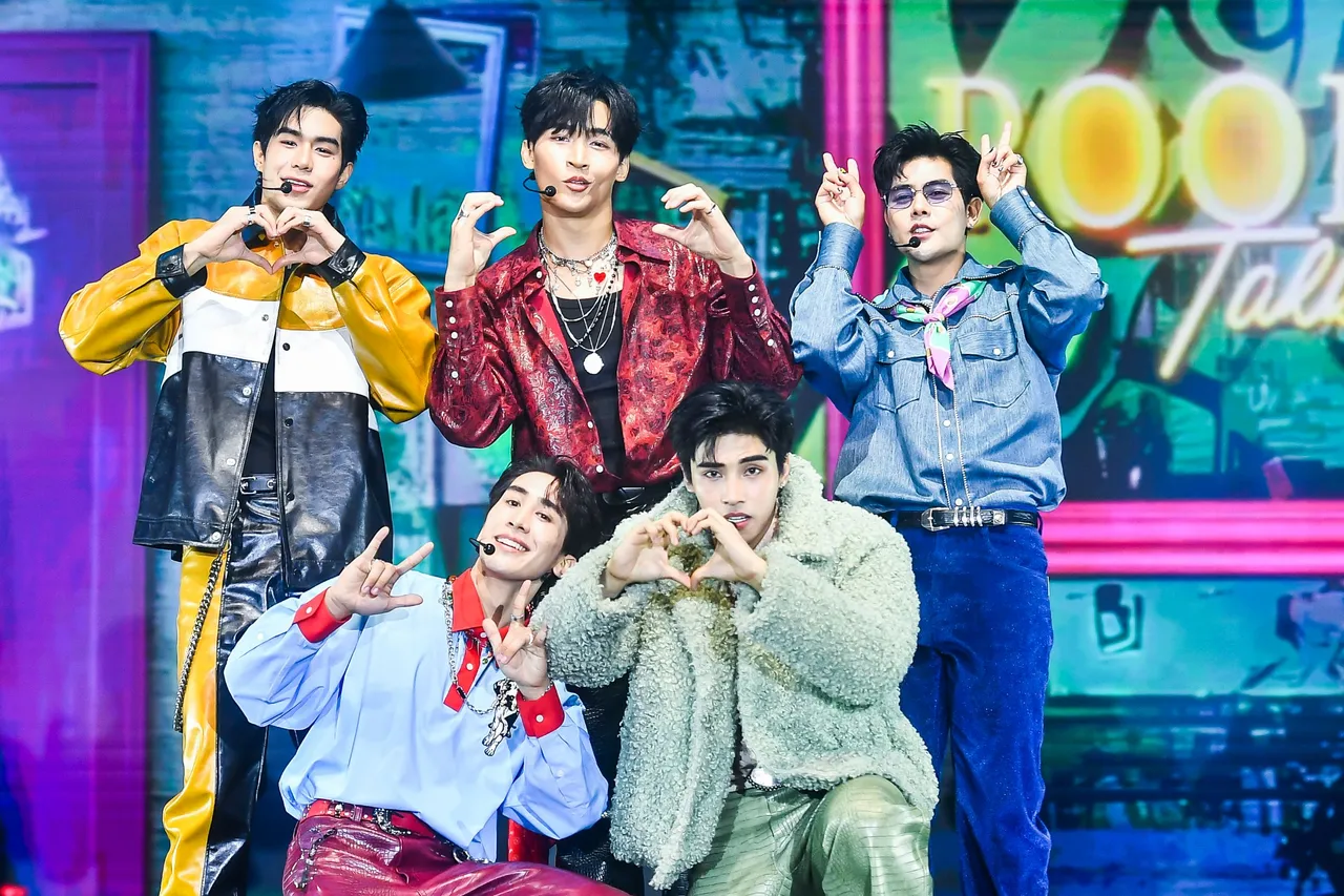 ภูมิ ภูริพันธ์ เปิดบ้านต้อนรับแฟนๆ สุดอบอุ่นในแฟนคอนเดี่ยว จัดเต็มครบทุกอารมณ์