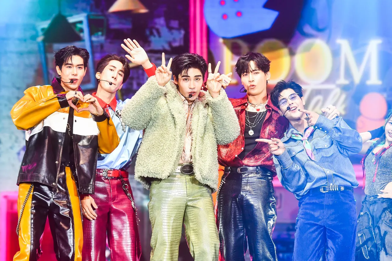 ภูมิ ภูริพันธ์ เปิดบ้านต้อนรับแฟนๆ สุดอบอุ่นในแฟนคอนเดี่ยว จัดเต็มครบทุกอารมณ์