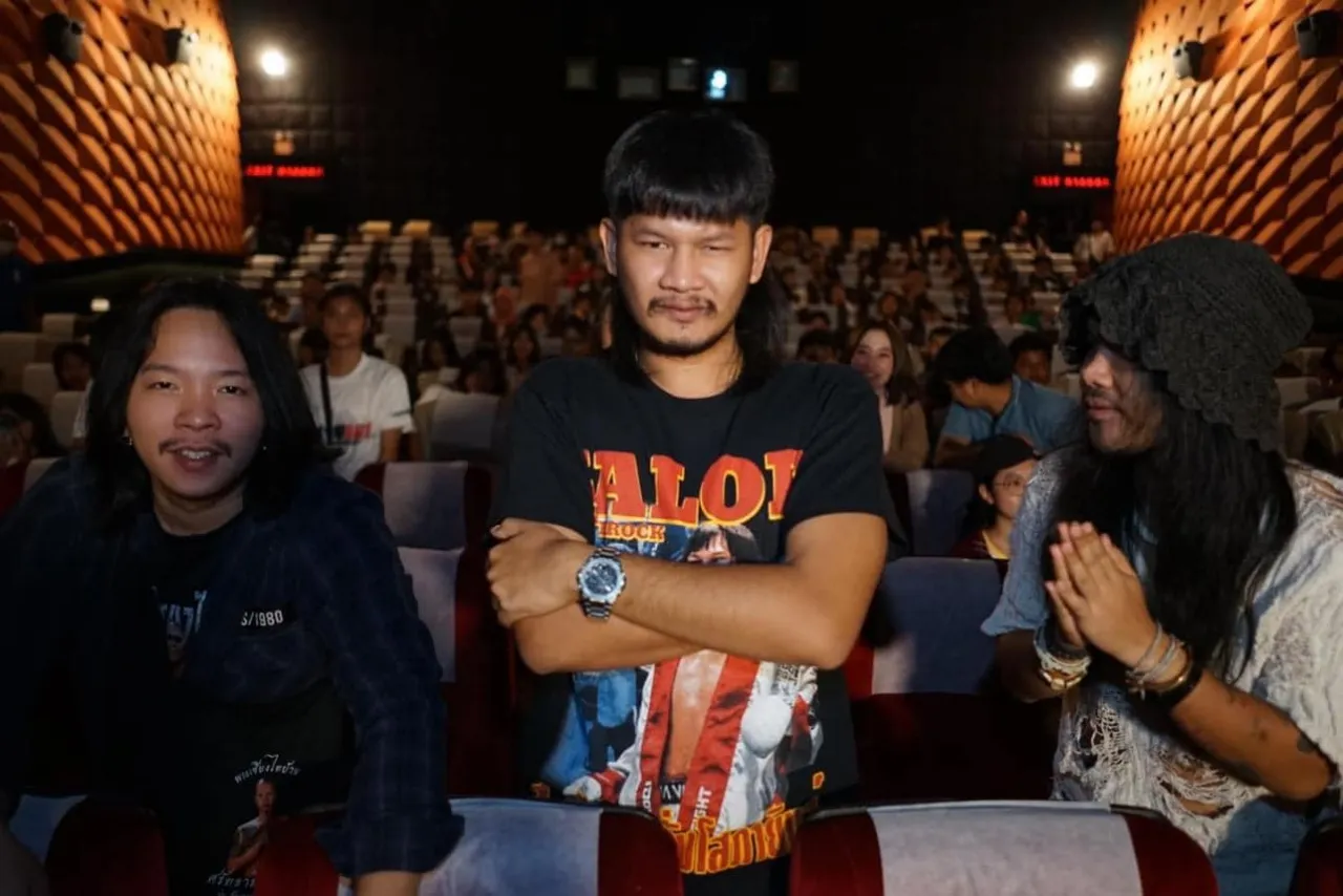 เปิดประวัติ ด้งเด้ง หรือ จ่าลอด พระเอกจักรวาลไทบ้าน ผู้มีทรงผมเป็นเอกลักษณ์