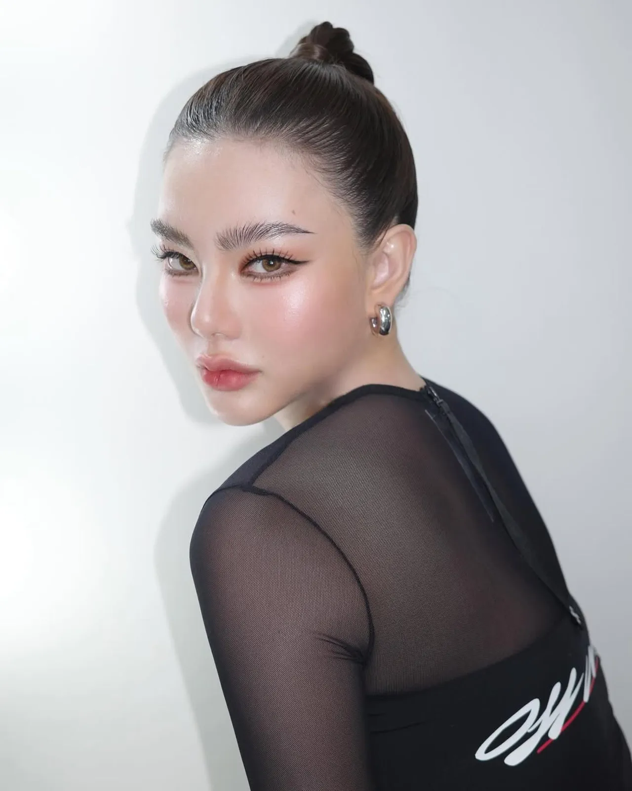 เป๊ก สัณณ์ชัย โพสต์ให้กำลังใจ ดิว อริสรา ด้วยข้อความสุดซึ้ง หลังต้องสูญเสียคุณพ่อ 