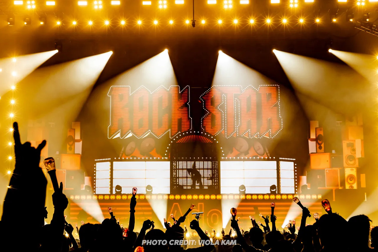 Ado ใส่สุดทุกเพอร์ฟอร์ม สร้างความประทับใจแฟนคลับคอมพลีตทุกโมเมนต์