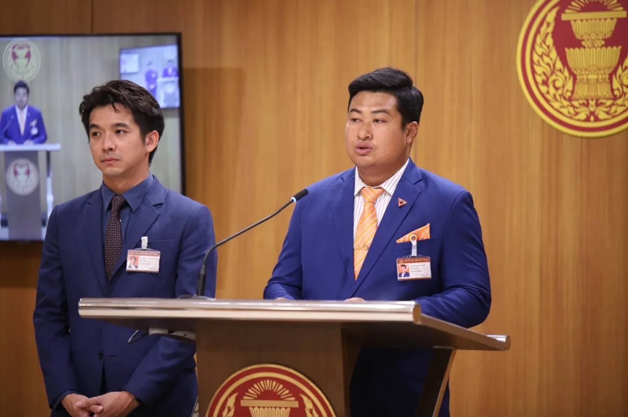 2 สส.เชียงใหม่-ภูเก็ต ปชน. จี้รัฐบาลฟื้นท่องเที่ยว ชัดเจนโครงการเราเที่ยวด้วยกัน