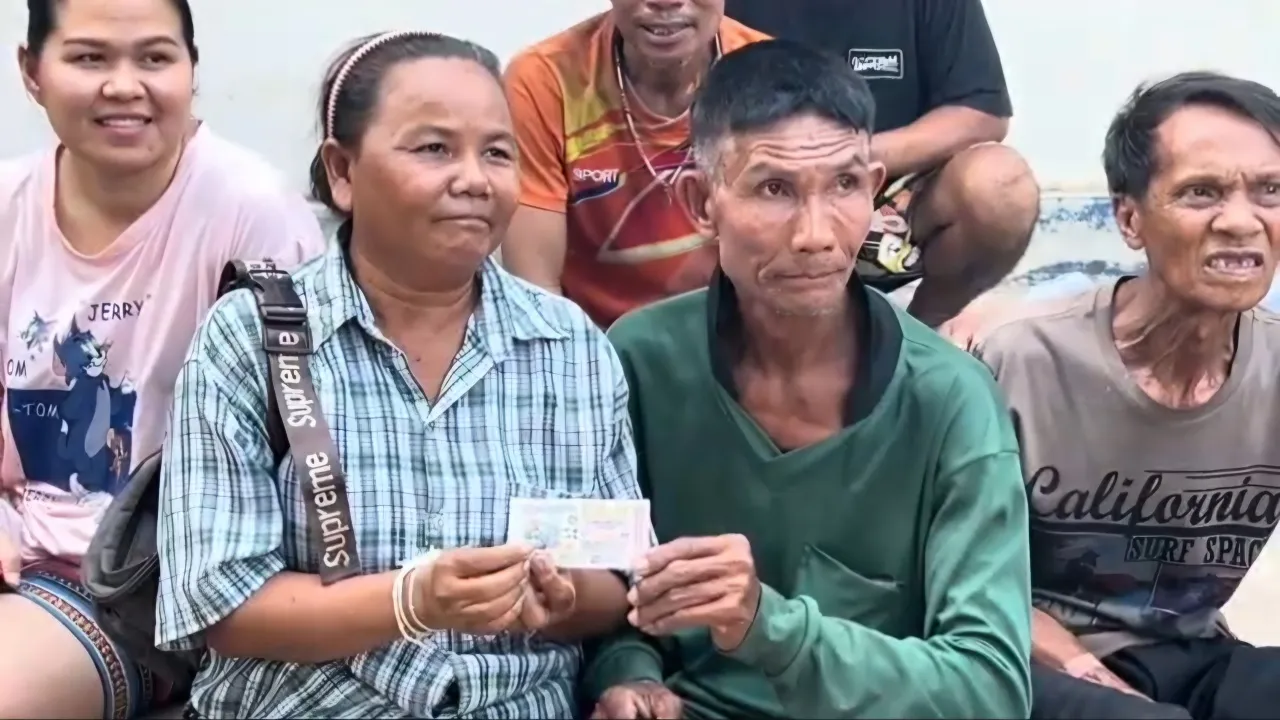 ผัวเมียดวงปัง ซื้อลอตเตอรี่เลข 88 หลังมองเห็นบนอกพระใหญ่ สุดท้ายถูกรางวัลที่ 1