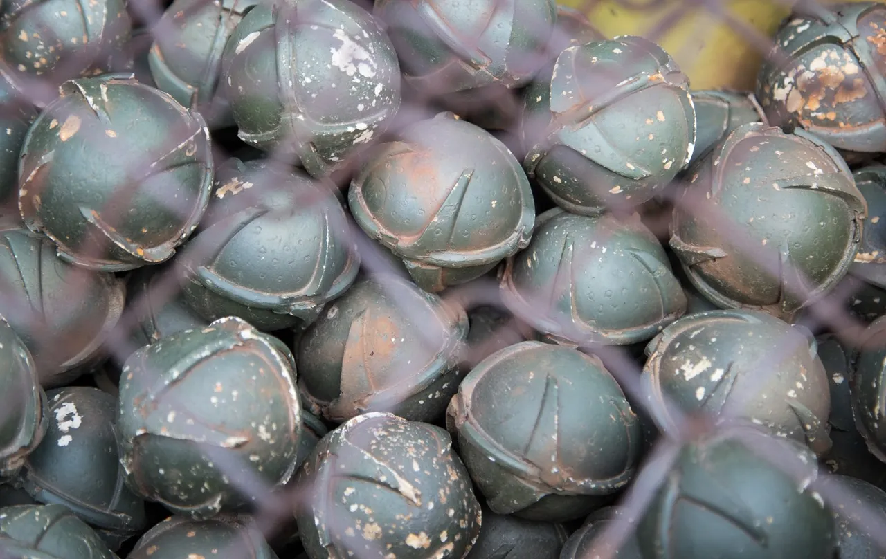 ทำความรู้จัก "คลัสเตอร์บอมบ์" ระเบิดที่กัมพูชากล่าวอ้างว่าไทยใช้