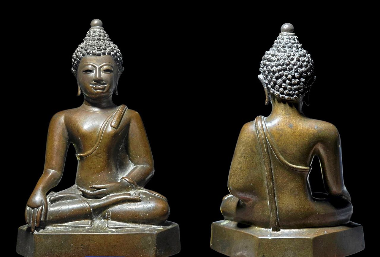 พระพุทธรูปบูชา พุทธศิลป์สมัยเชียงแสน สิงห์ ๑ ของพรรค คูวิบูลย์ศิลป์.