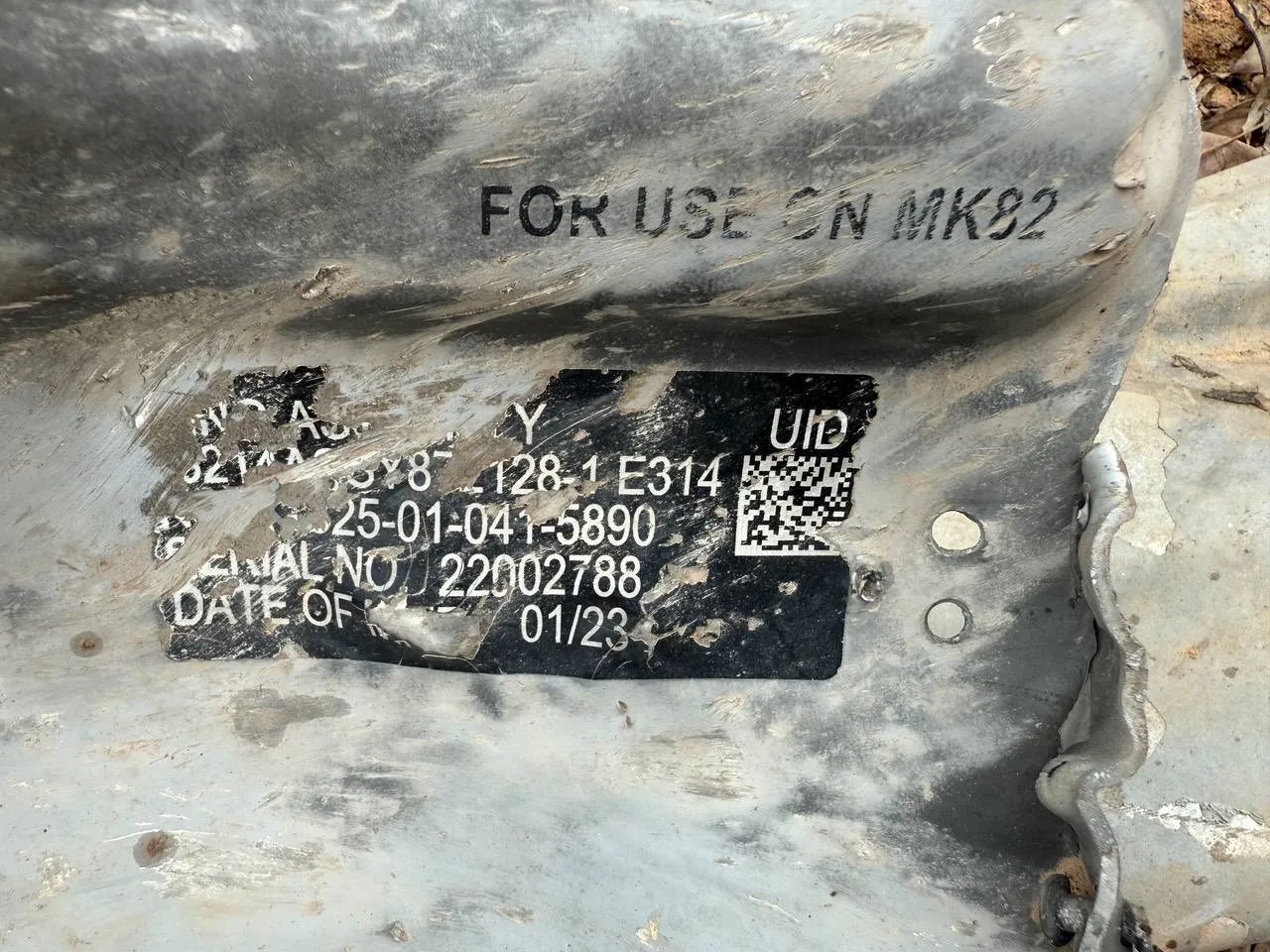 กัมพูชาอ้างภาพหลักฐาน F-16 ไทย ทิ้งระเบิด MK-82 ตกใส่วัดในอุดรมีชัย