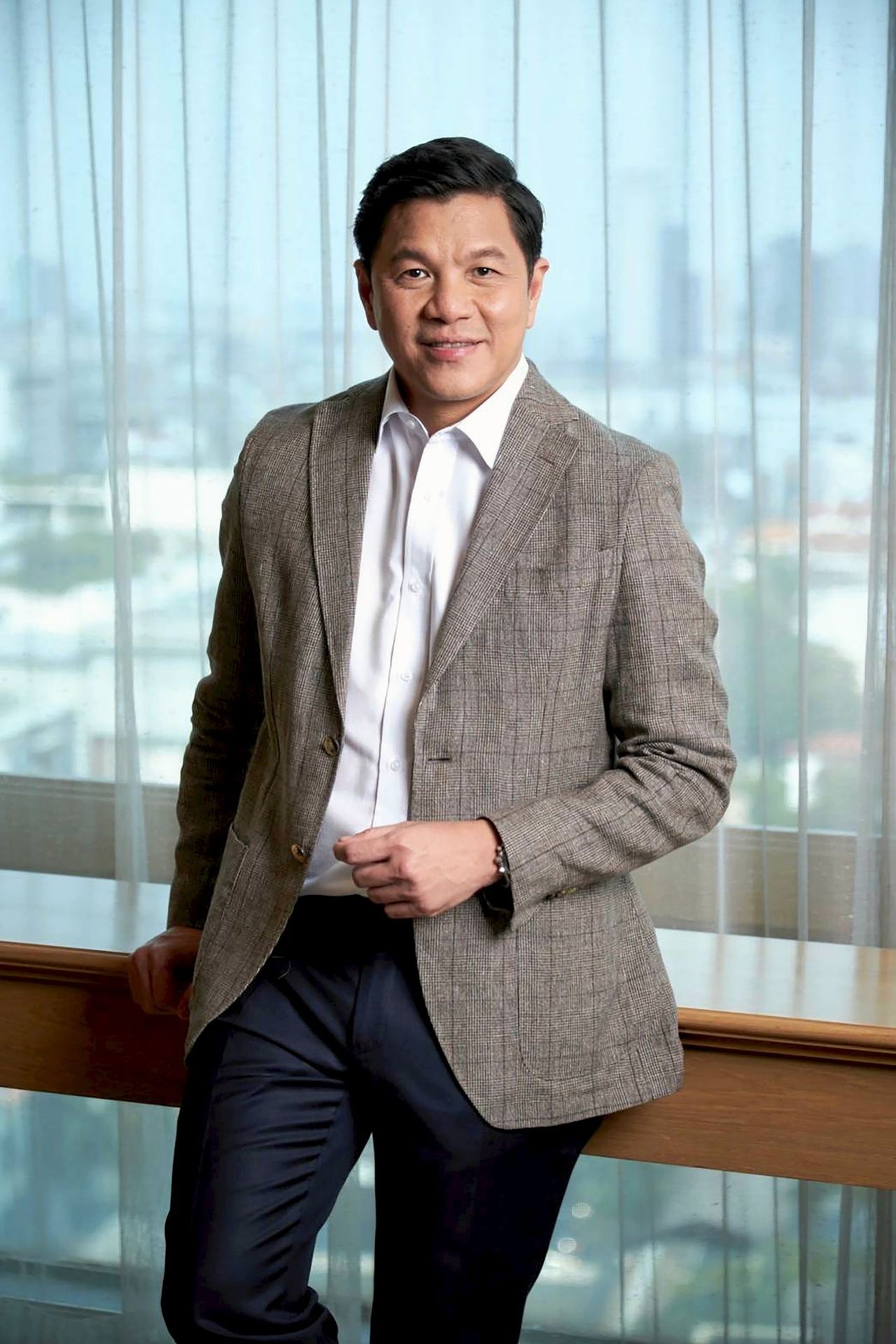 วิทัย รัตนากร